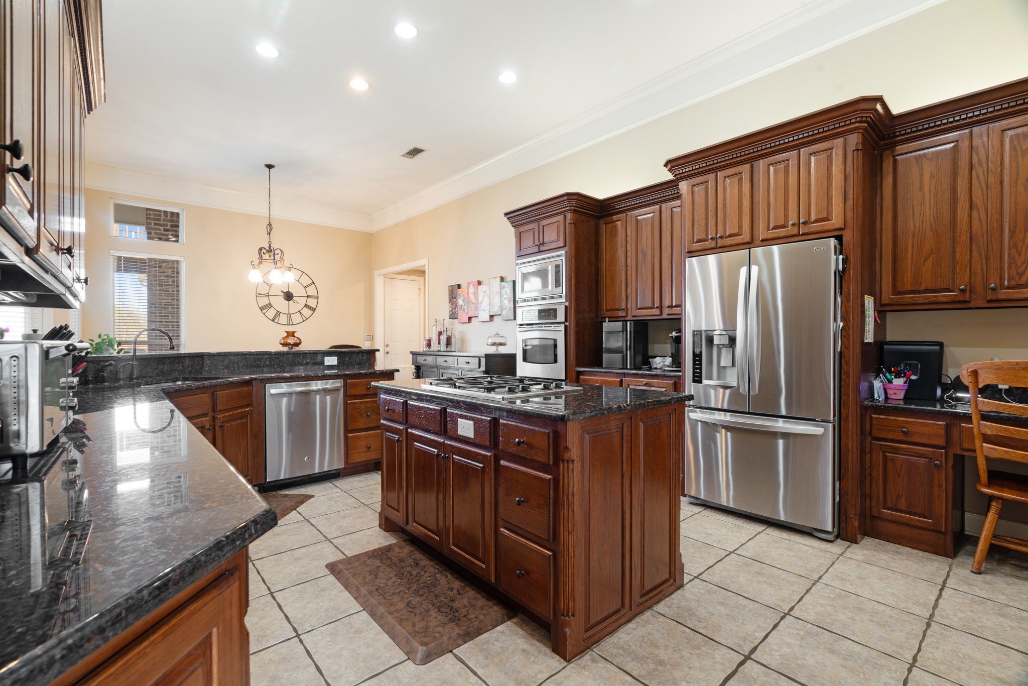 3655 Darnell Dr