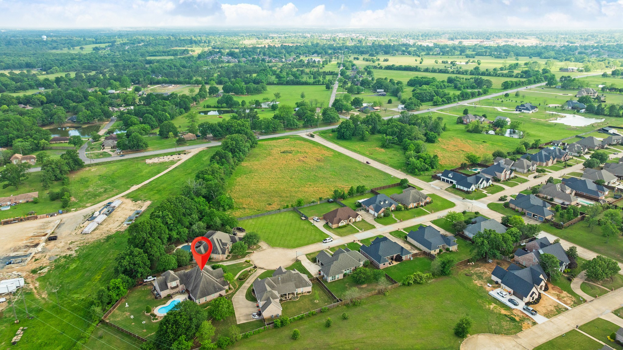 3655 Darnell Dr