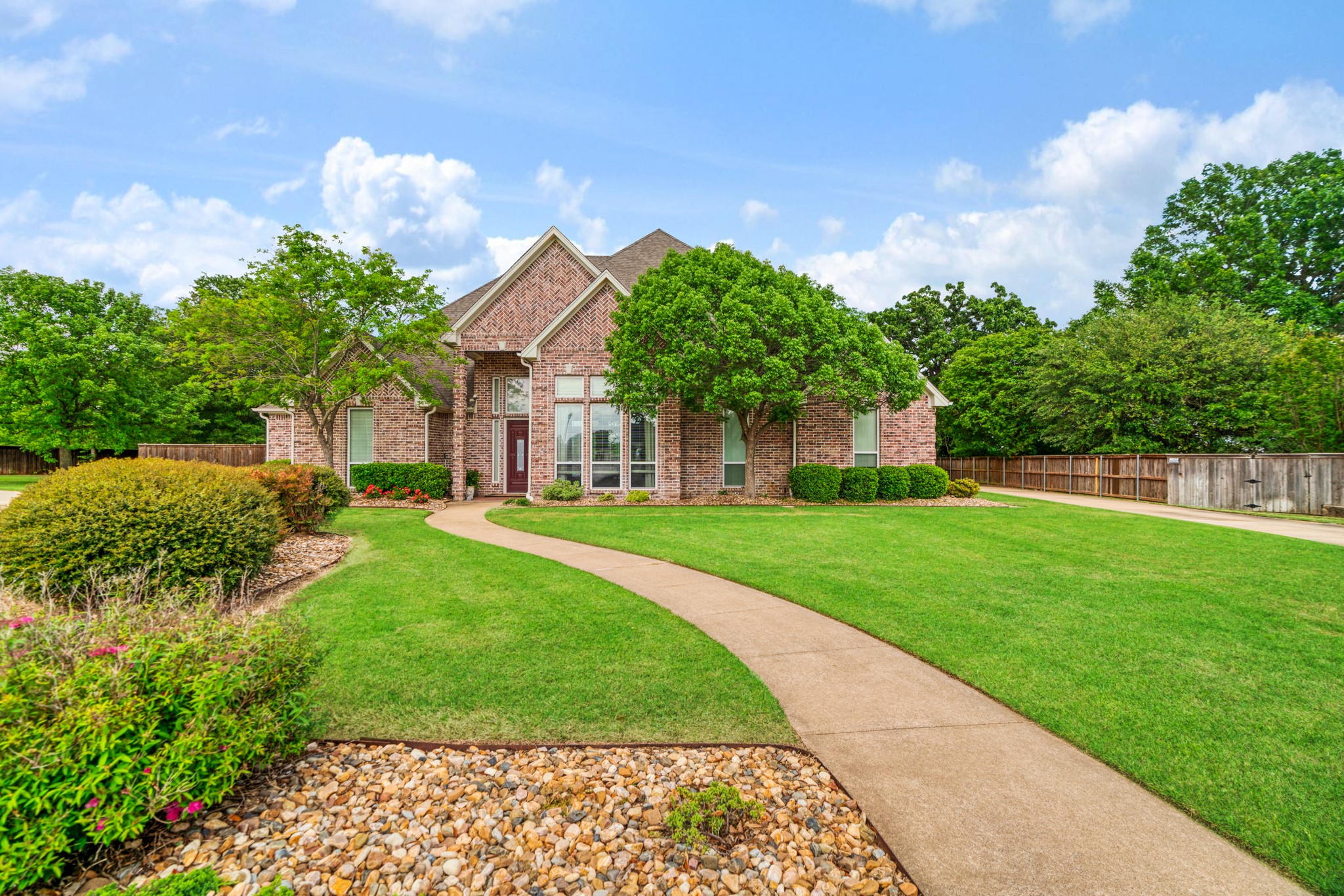 3655 Darnell Dr