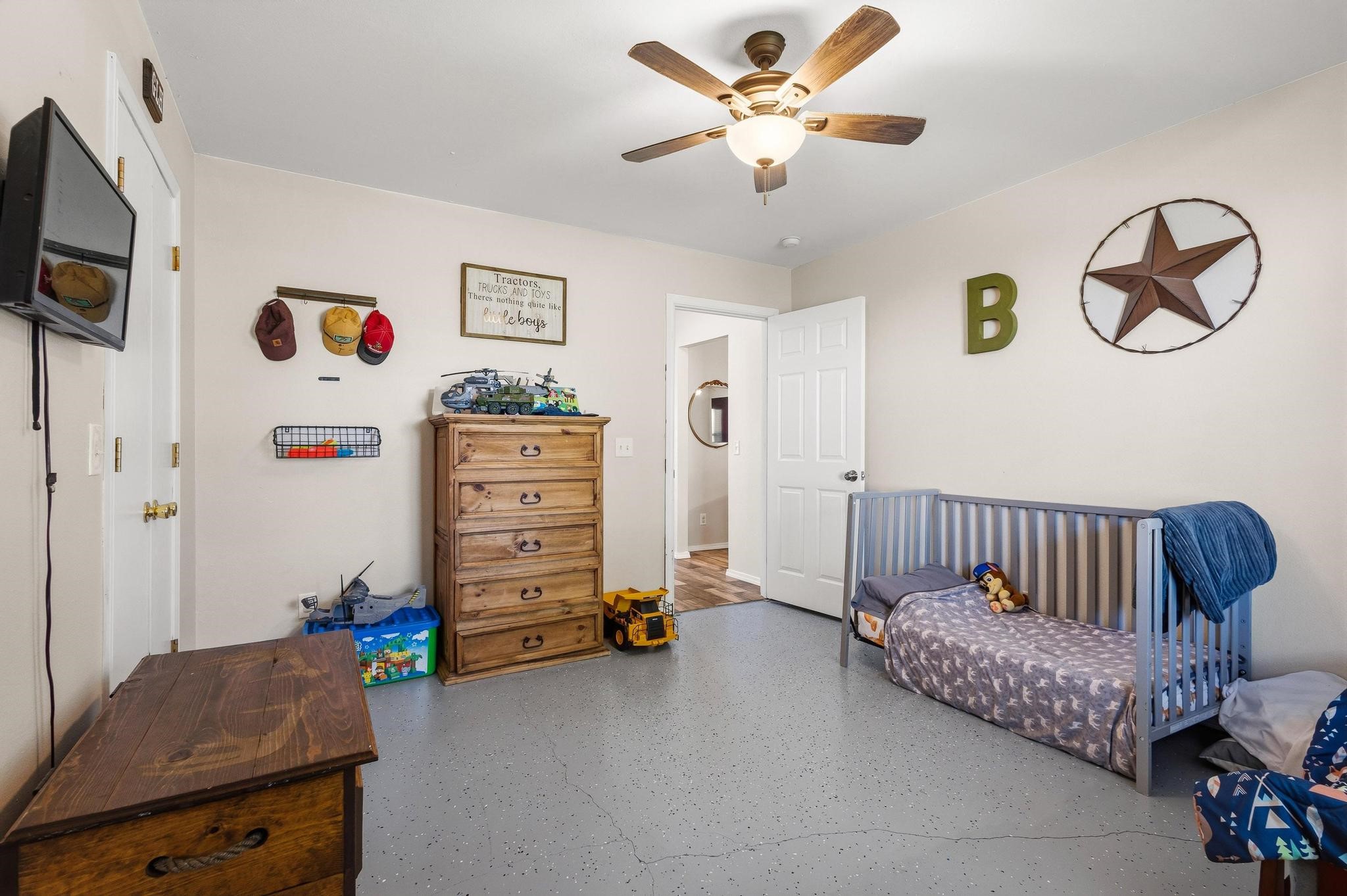 521 County Road 15100