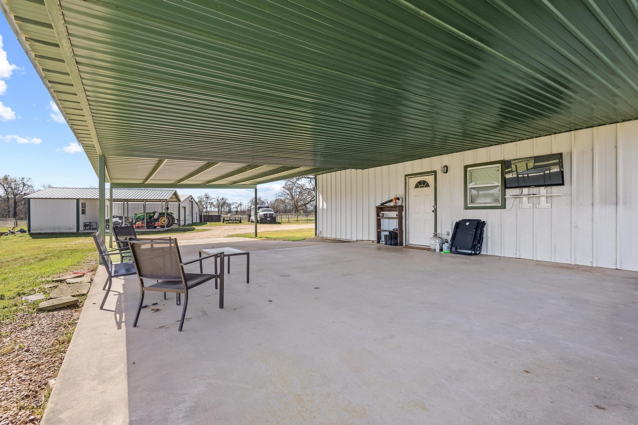 521 County Road 15100