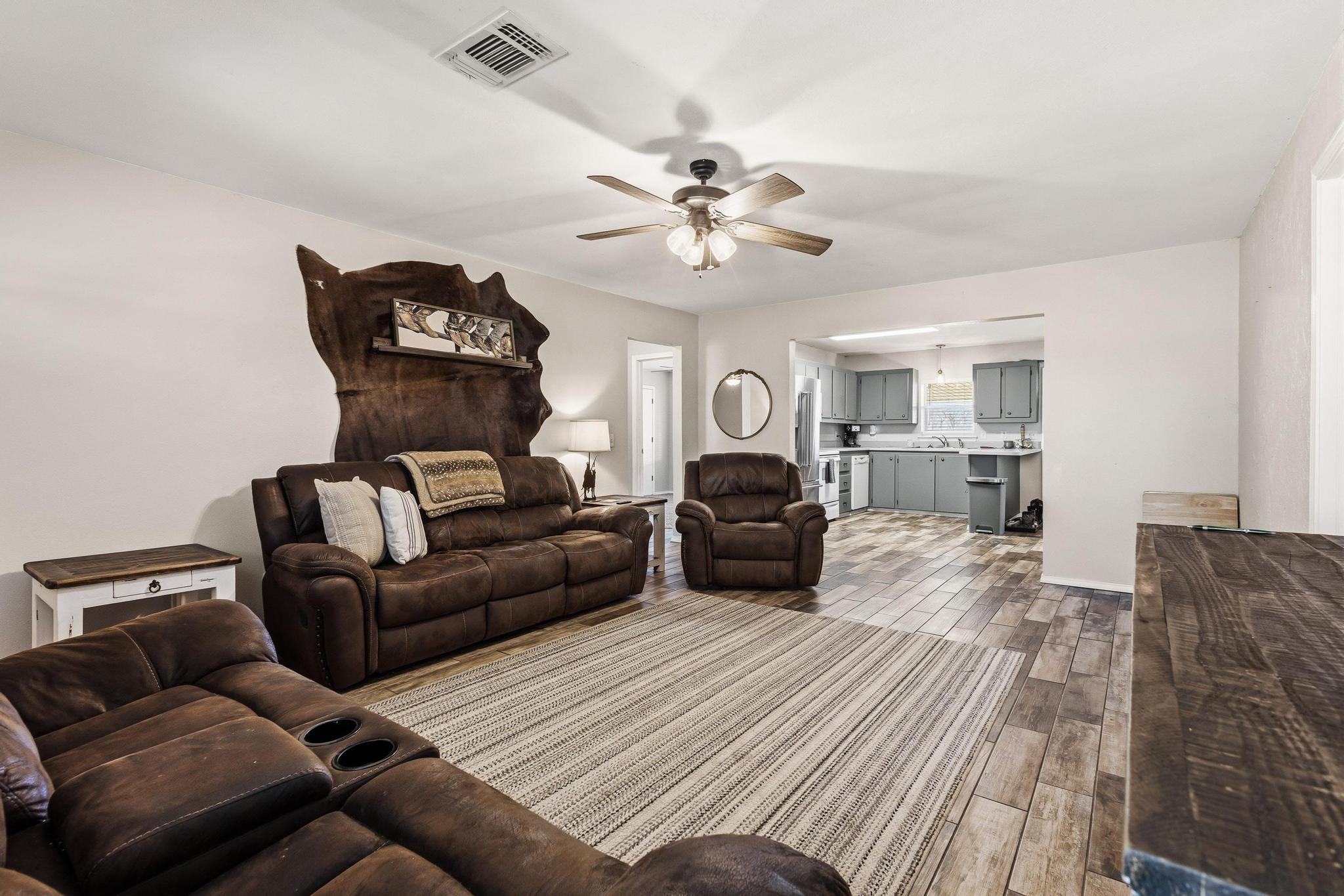 521 County Road 15100