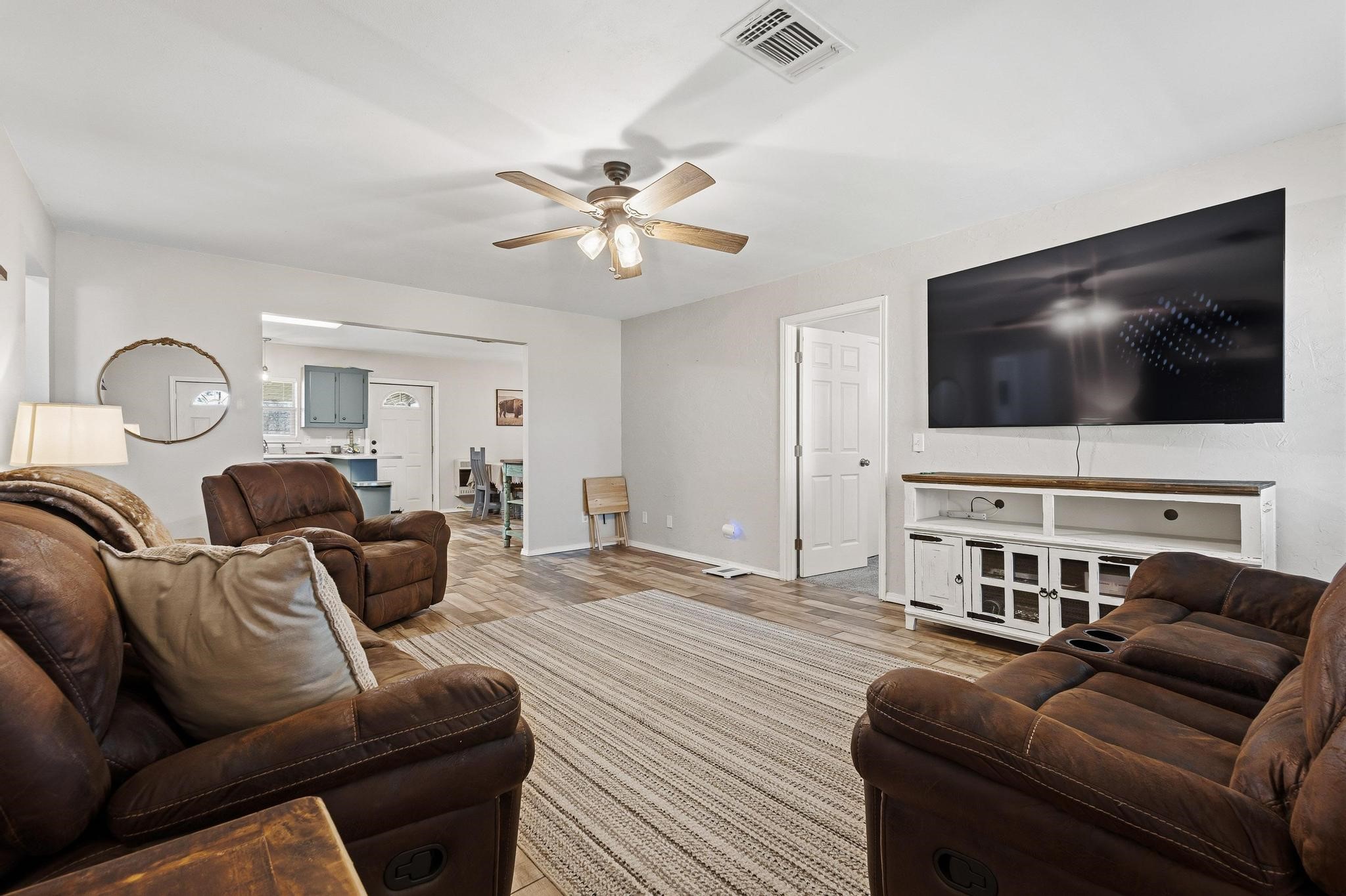 521 County Road 15100
