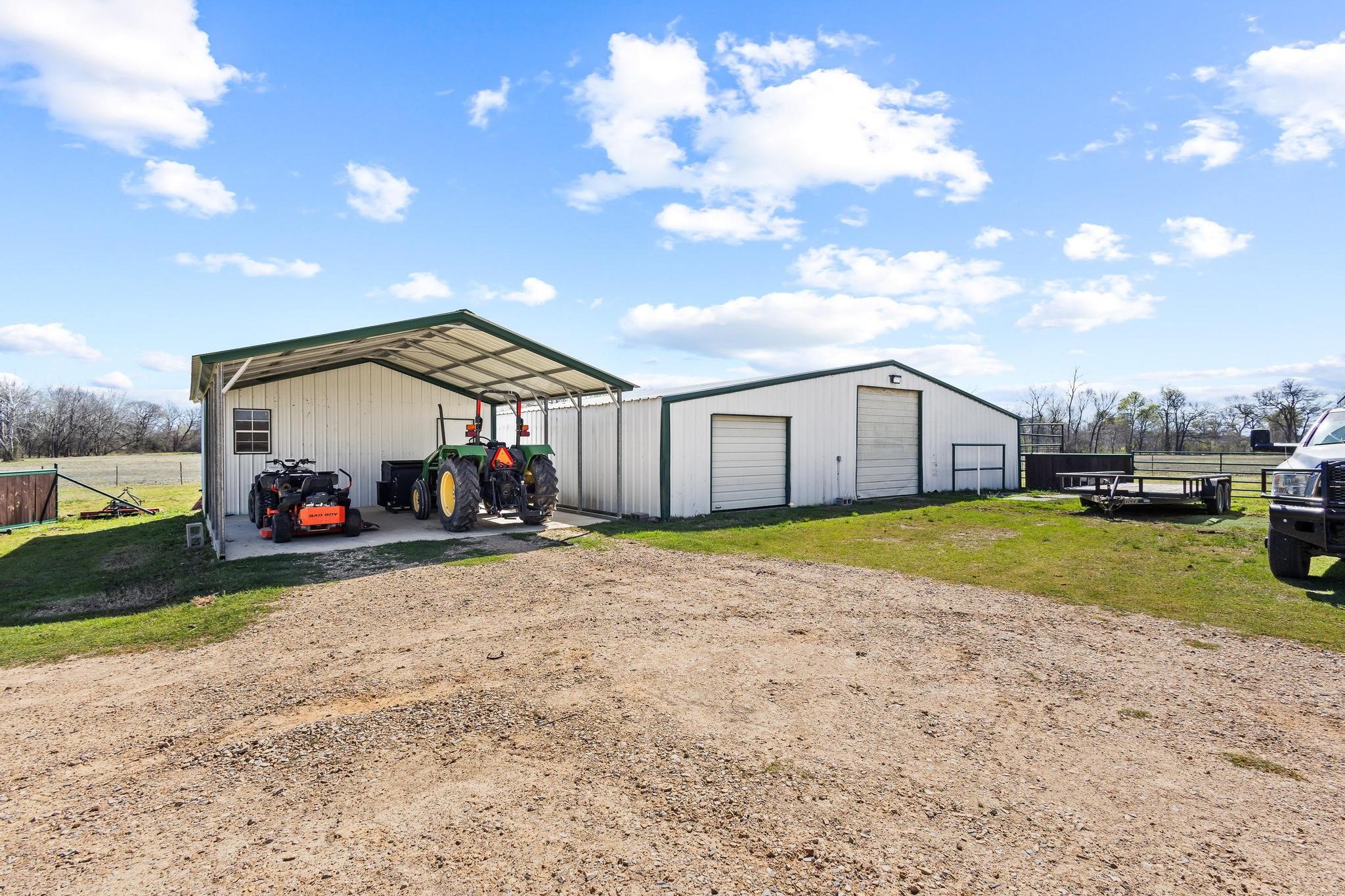 521 County Road 15100