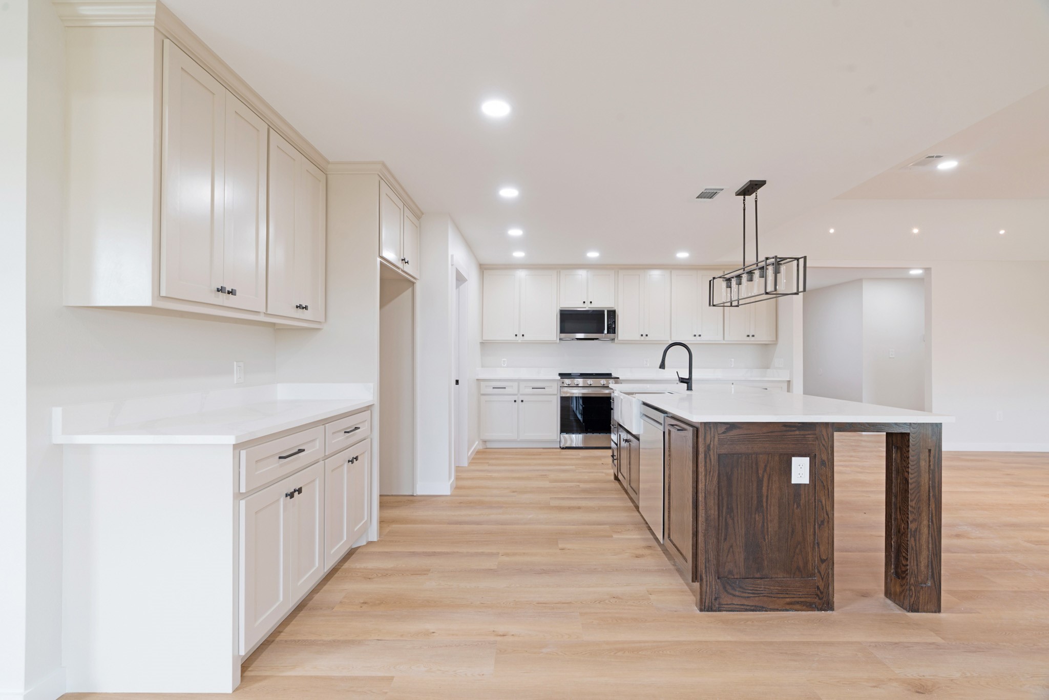 67 Private Road 33039