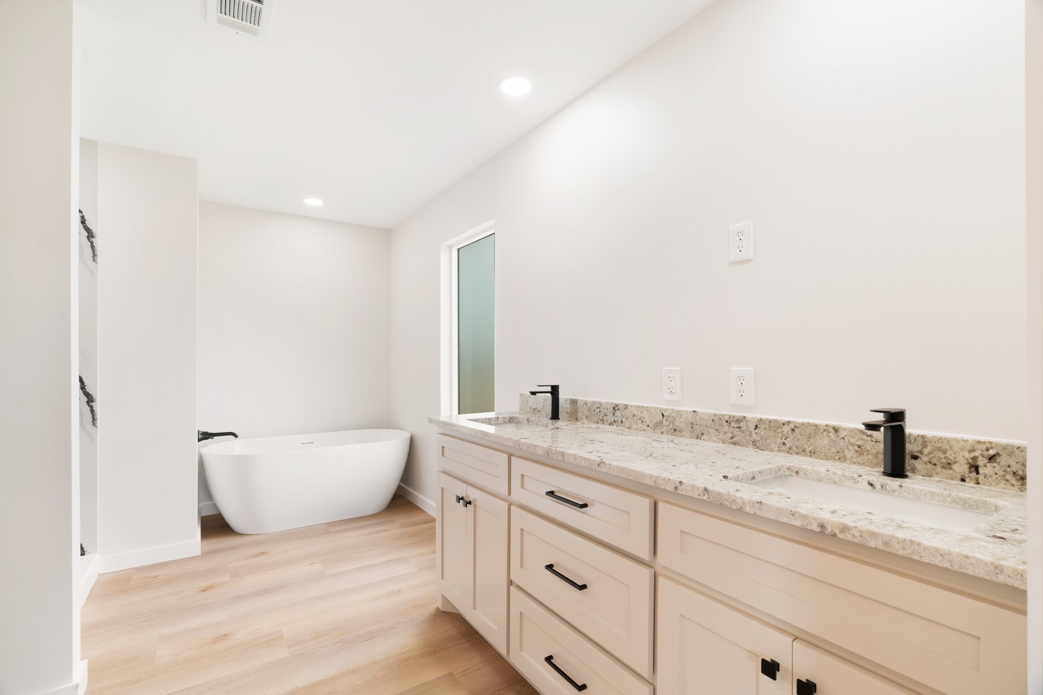 67 Private Road 33039