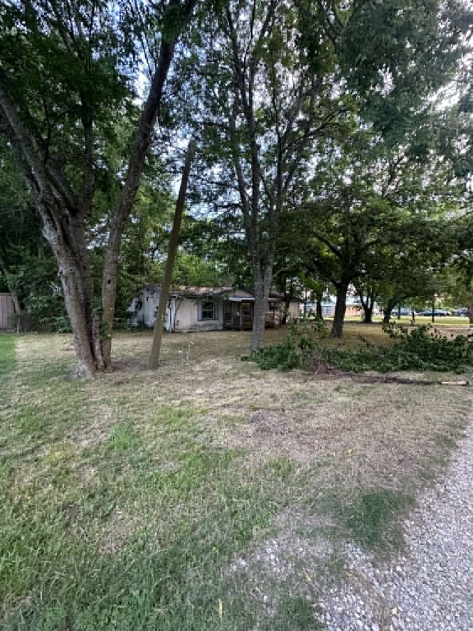 200 E Locust Street
