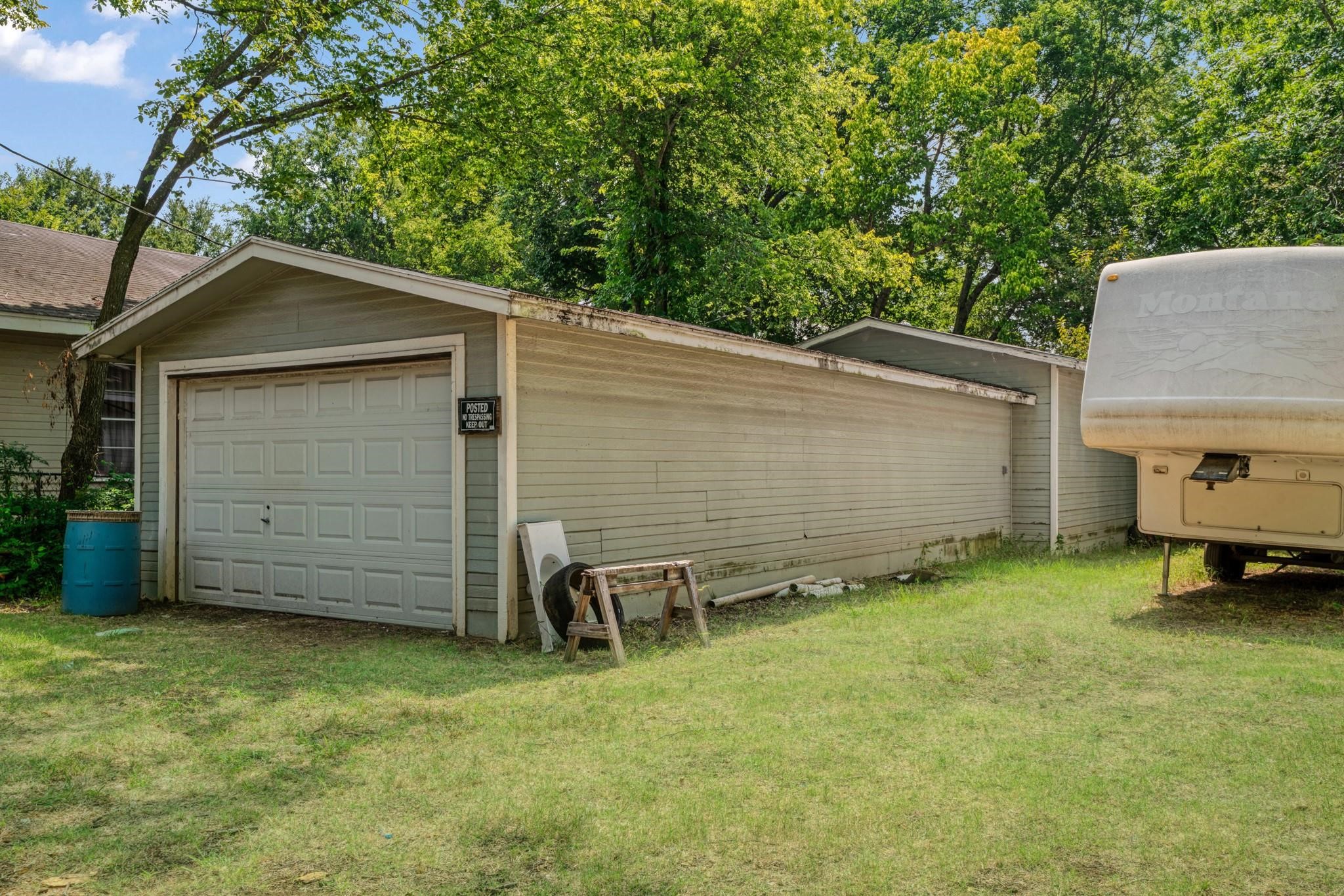 562 SW 1ST