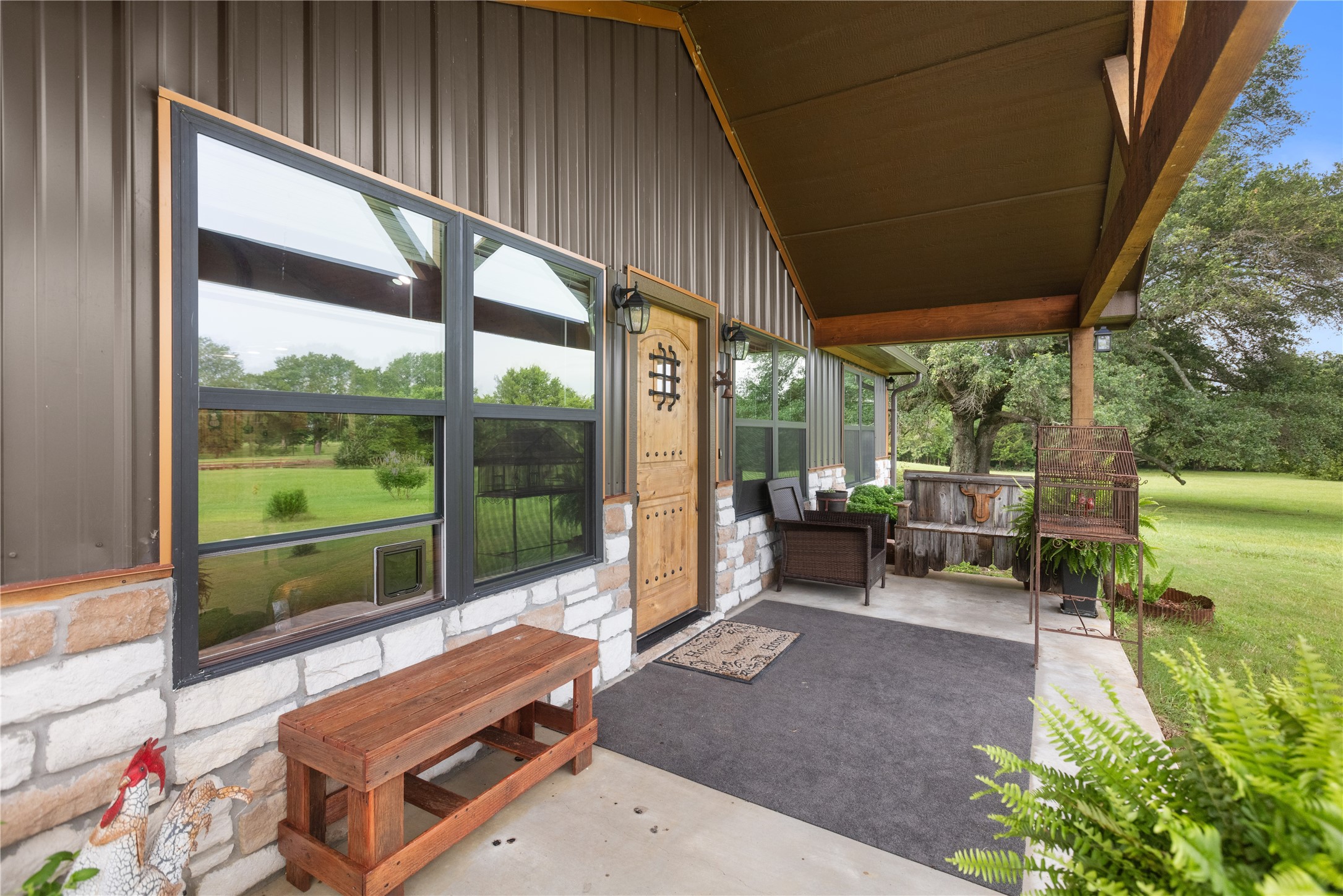 13217 Farm Road 195