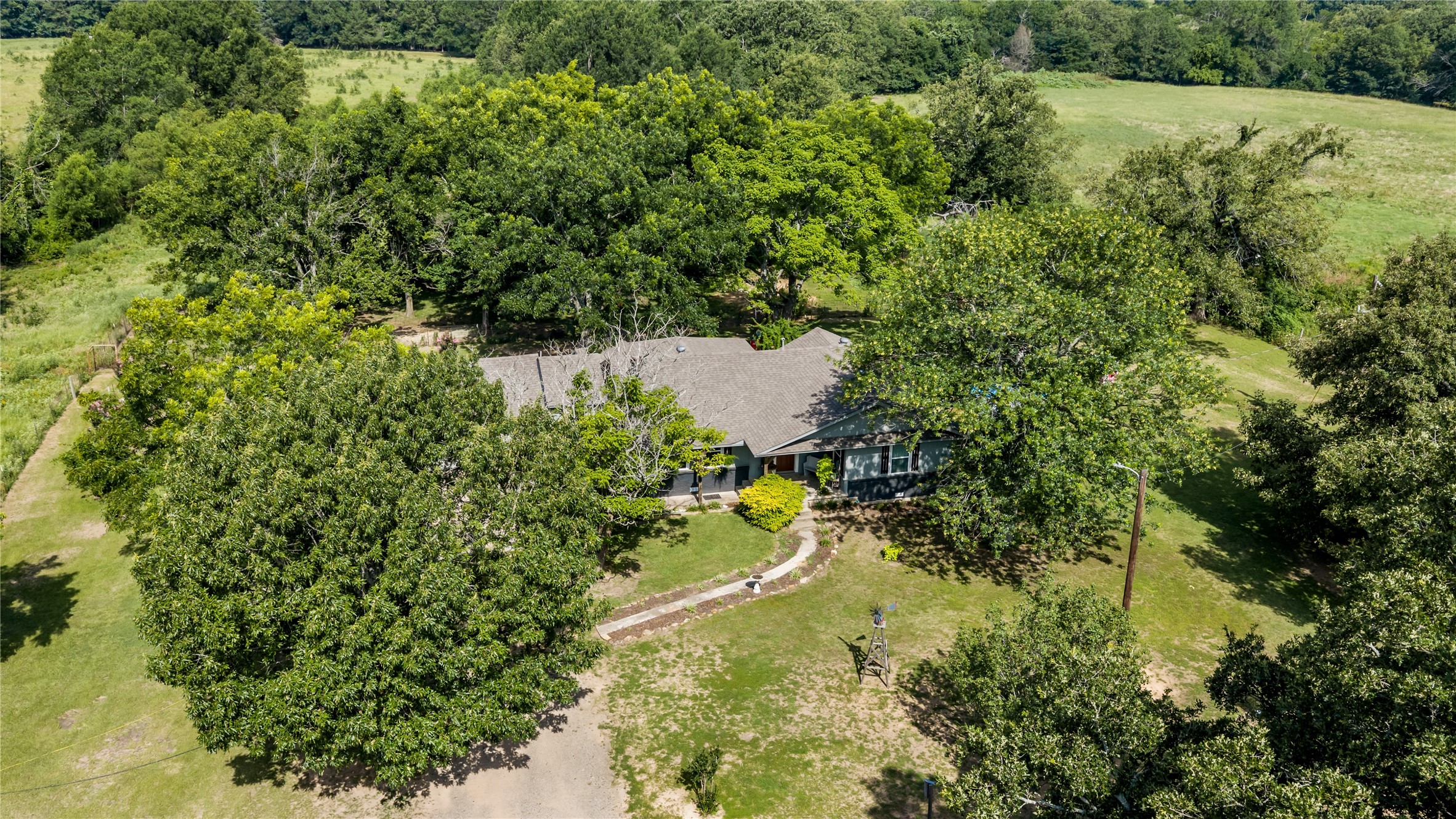 2461 County Road 44800