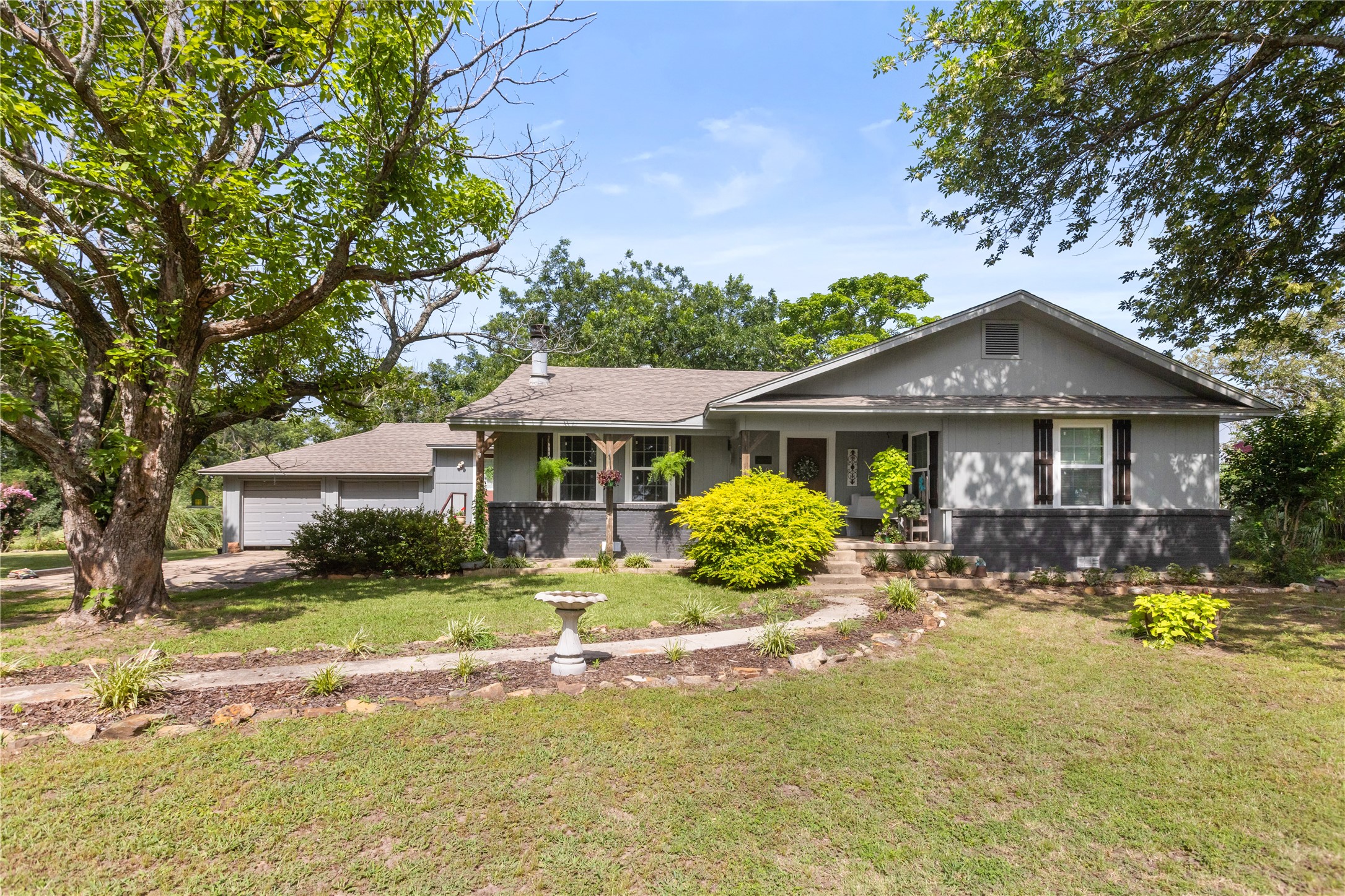2461 County Road 44800
