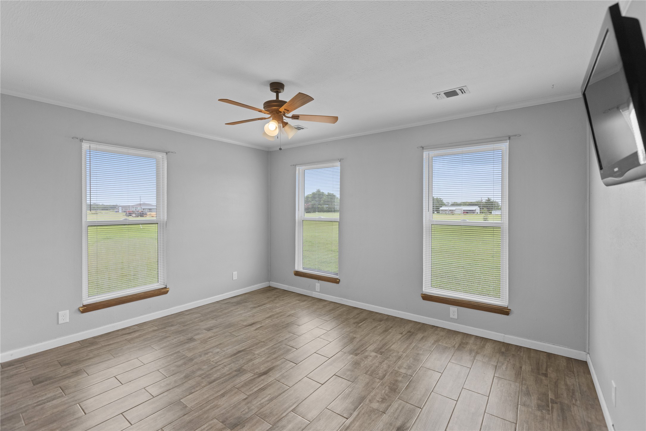 161 County Road 33450