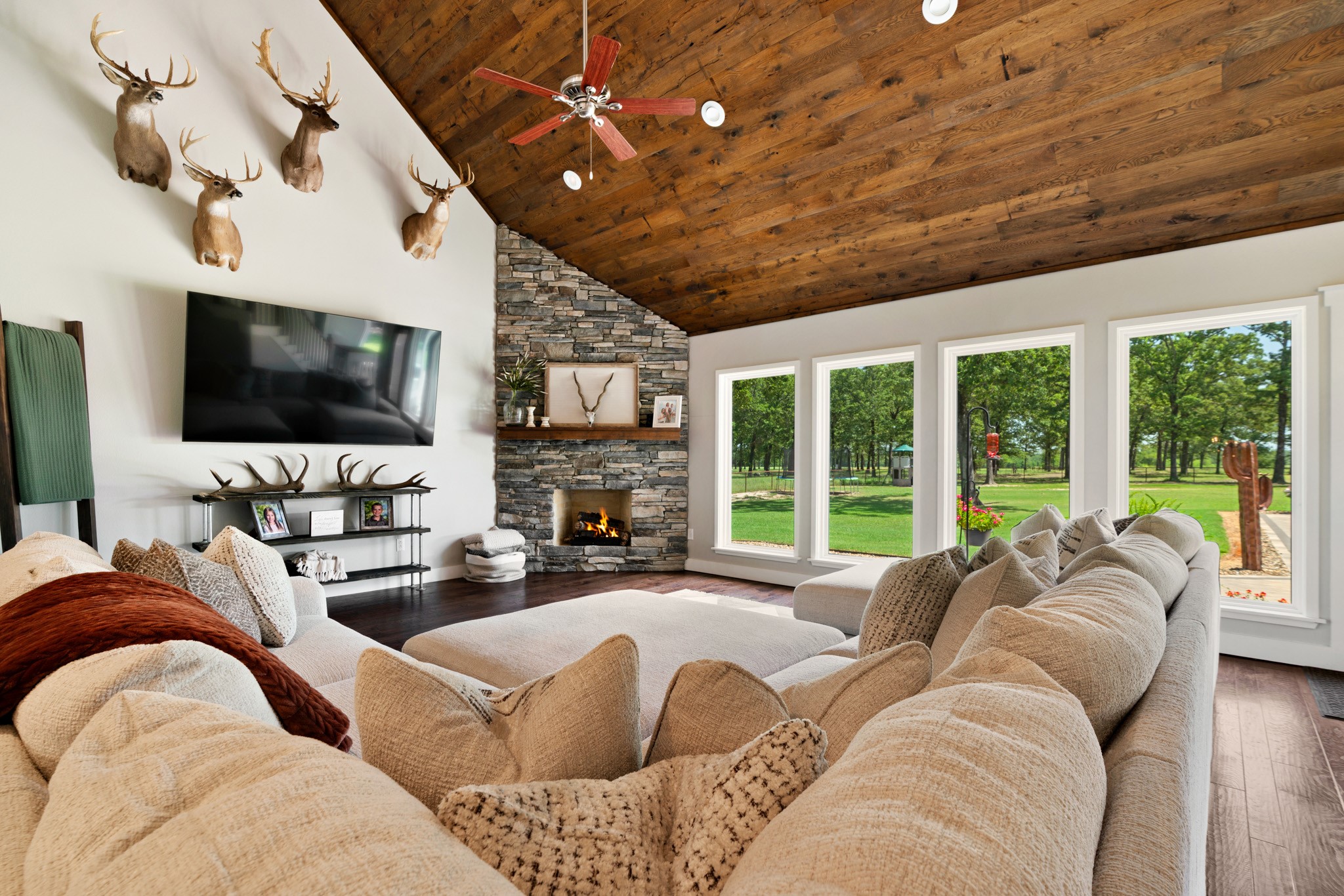 12234 Farm Road 195