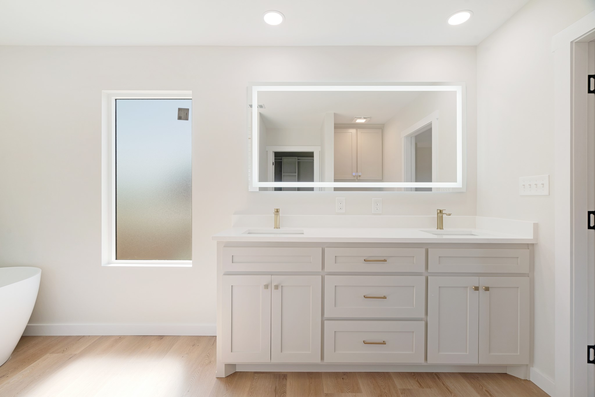 43 PRIVATE ROAD 33039