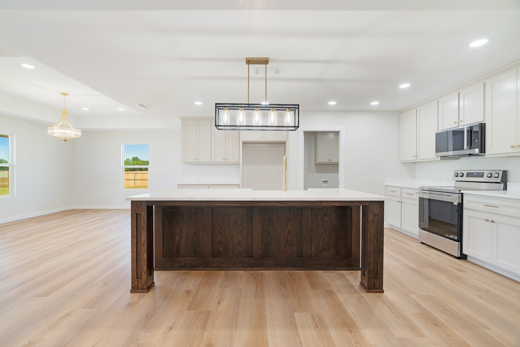 43 PRIVATE ROAD 33039