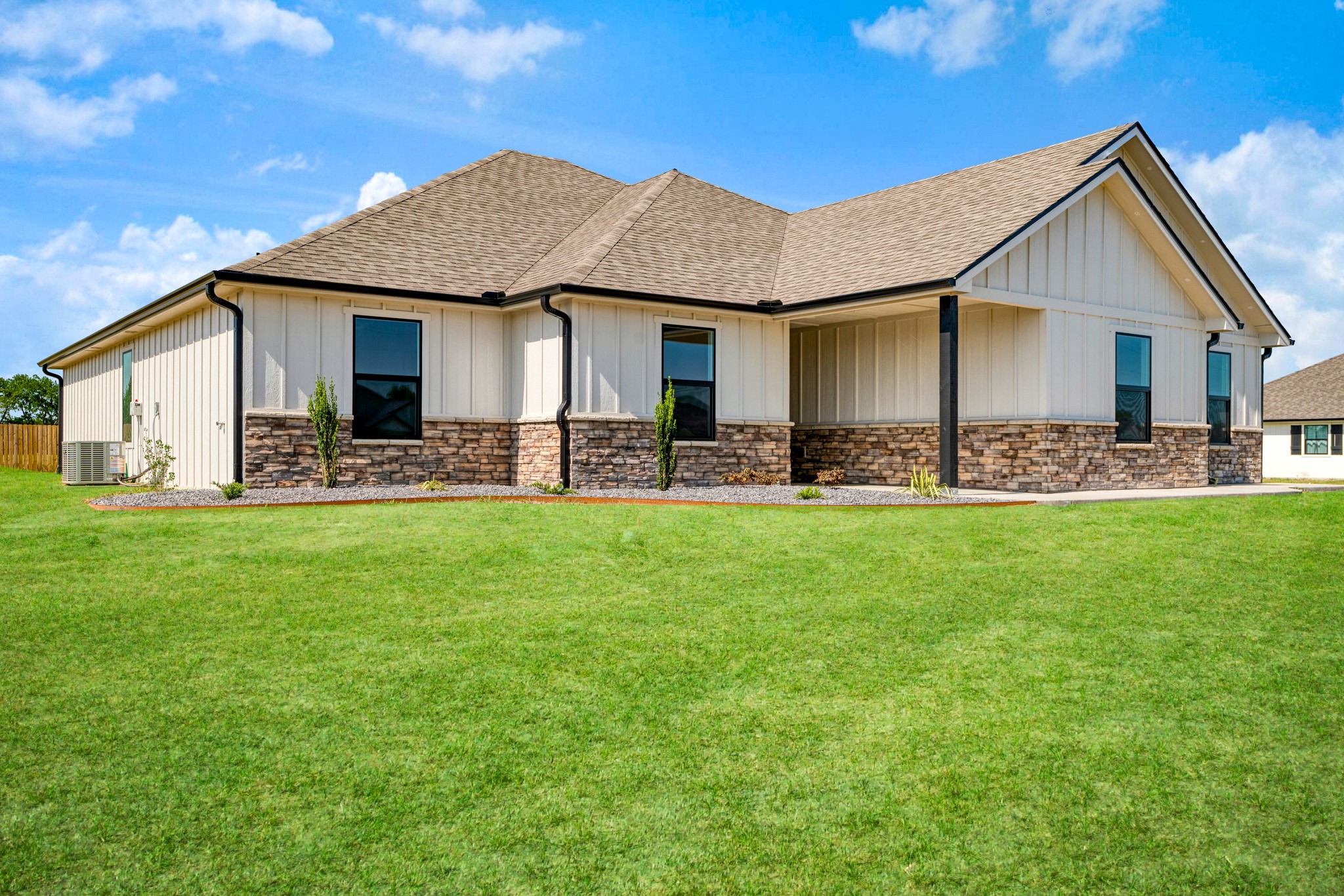 43 PRIVATE ROAD 33039