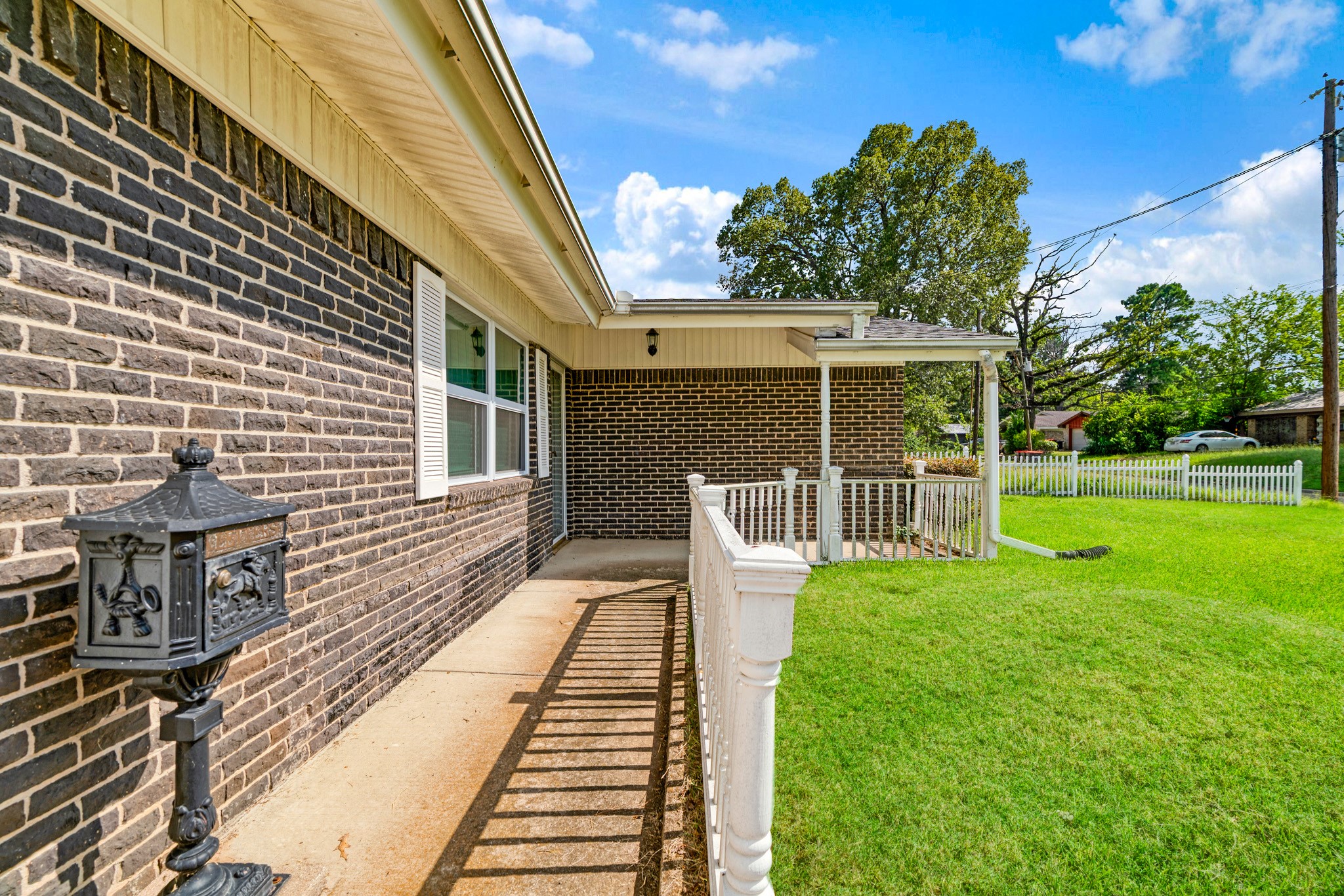 160 NW 28th Street