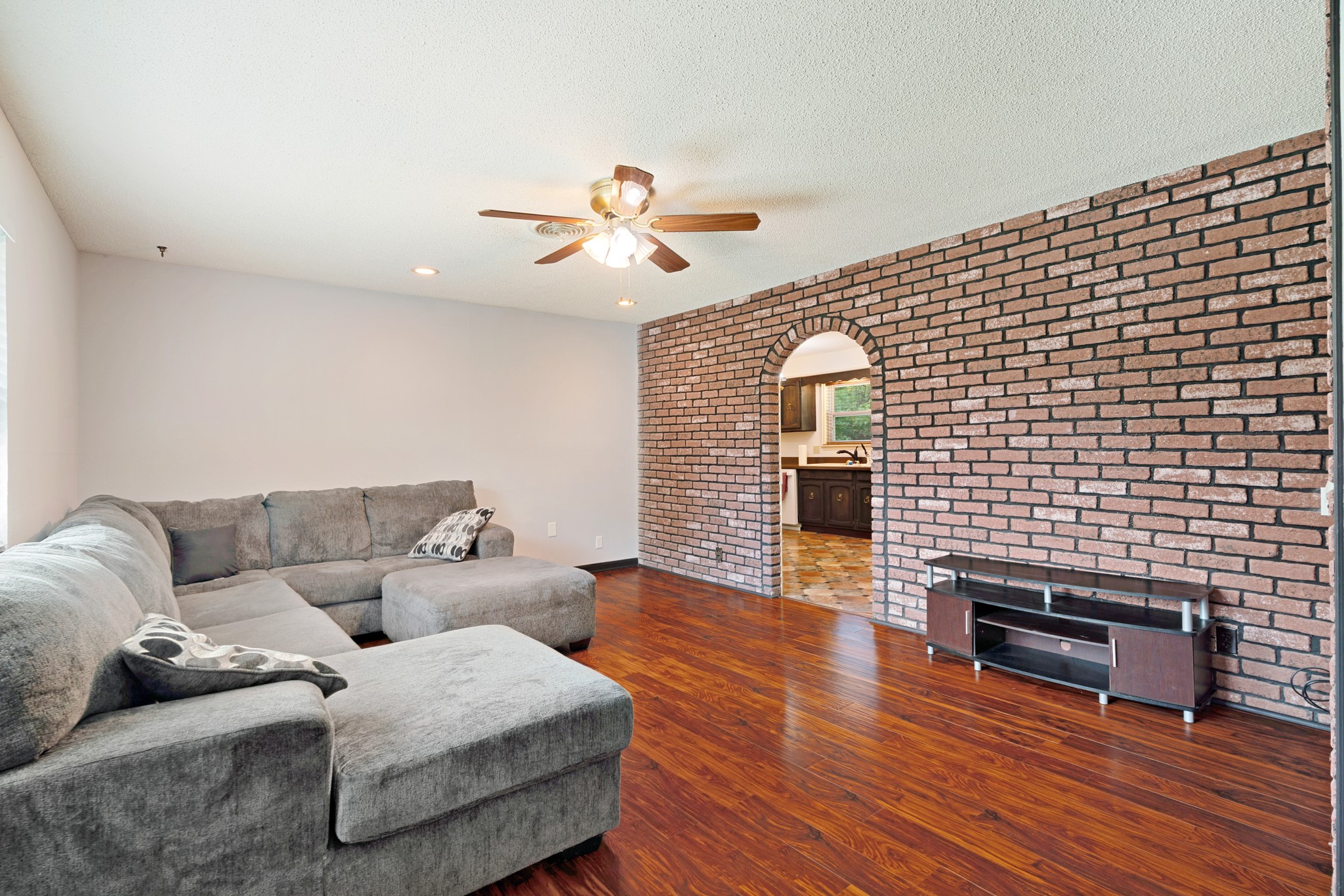 160 NW 28th Street