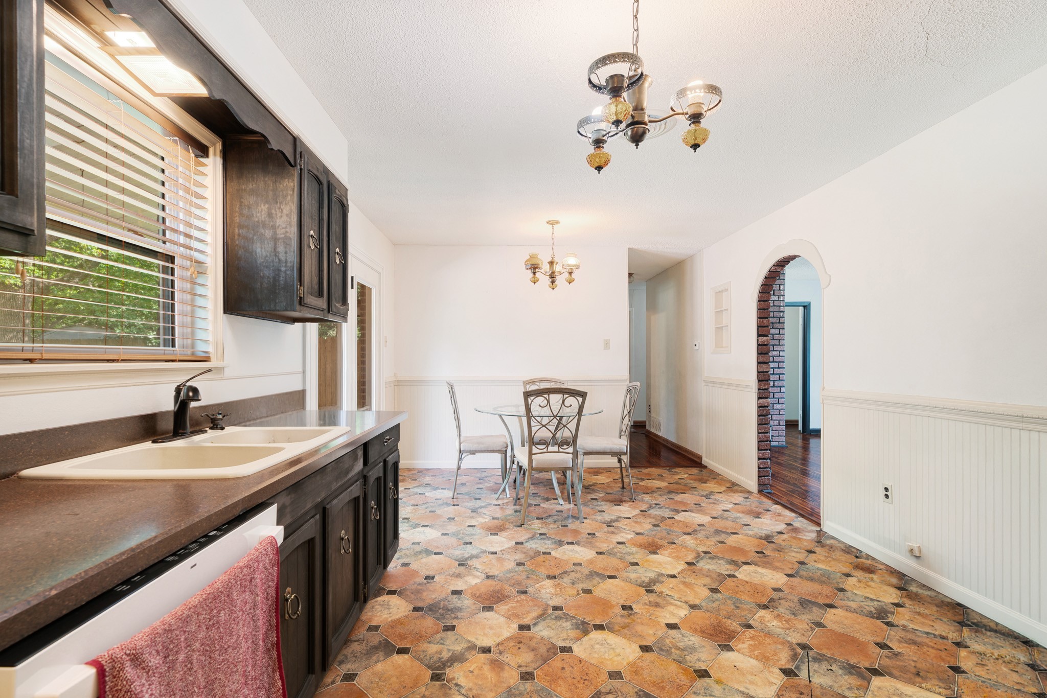 160 NW 28th Street