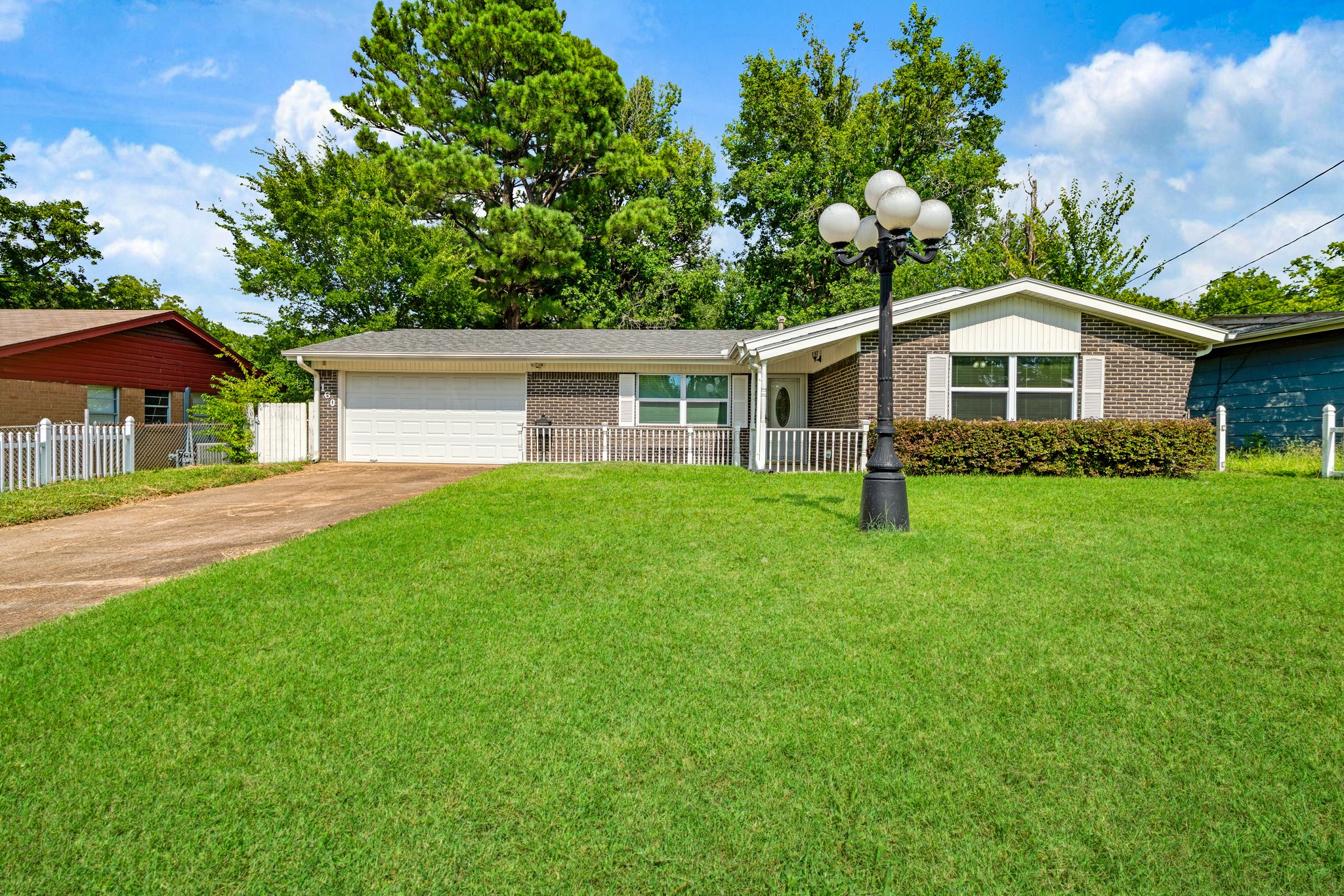 160 NW 28th Street
