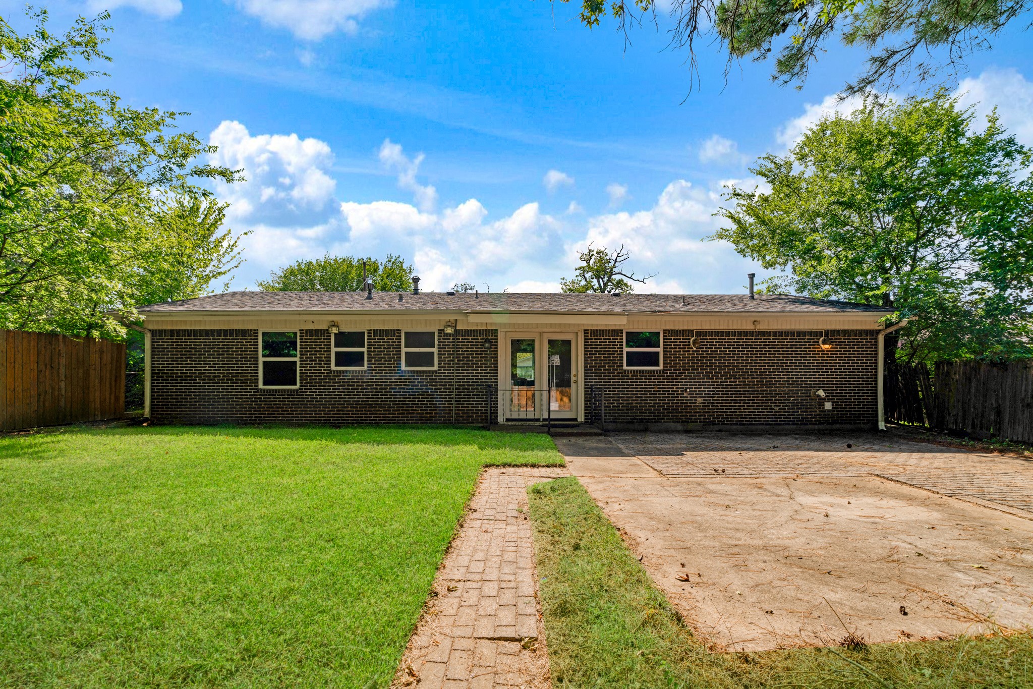 160 NW 28th Street