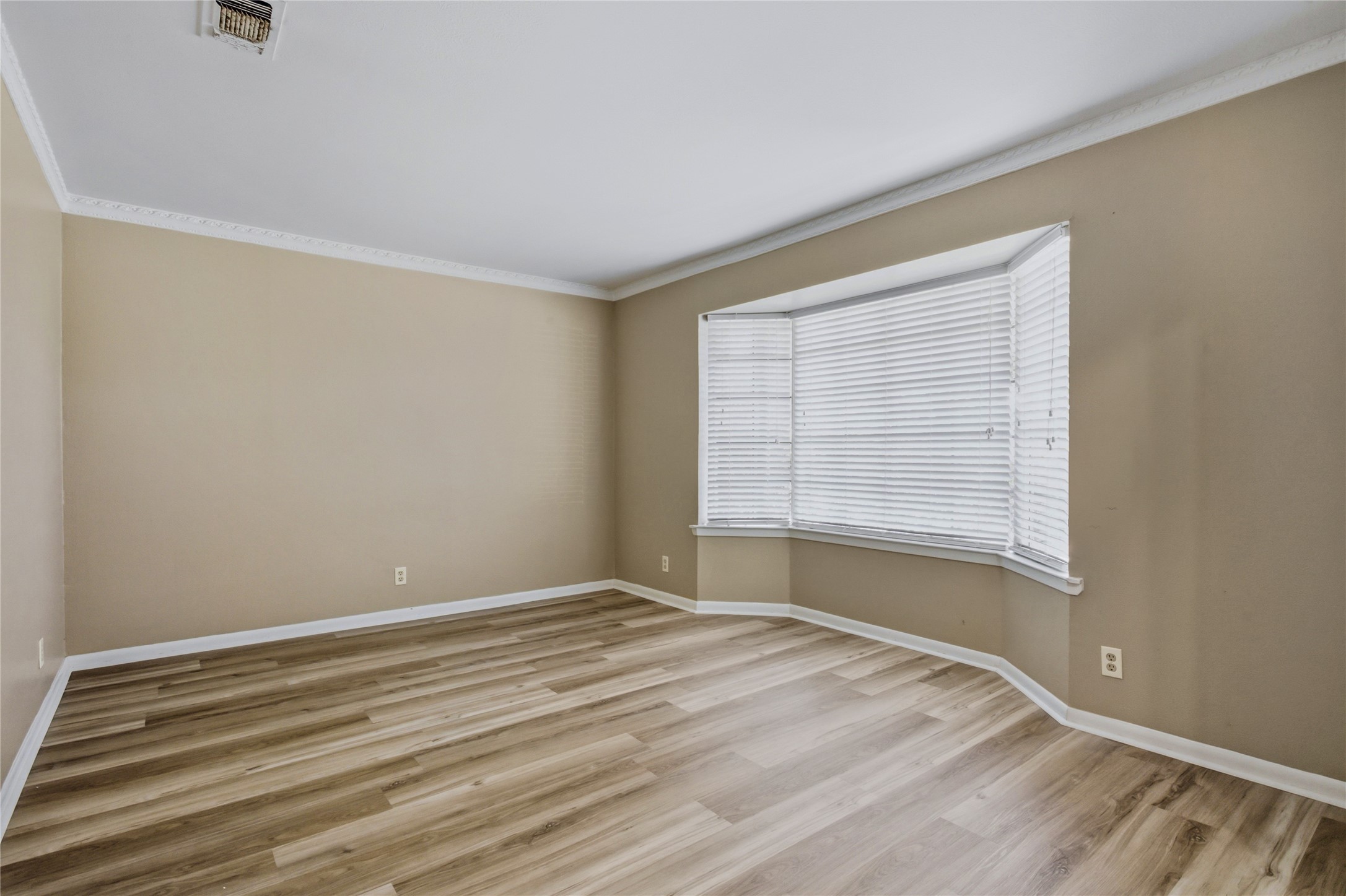1610 Archer Circle