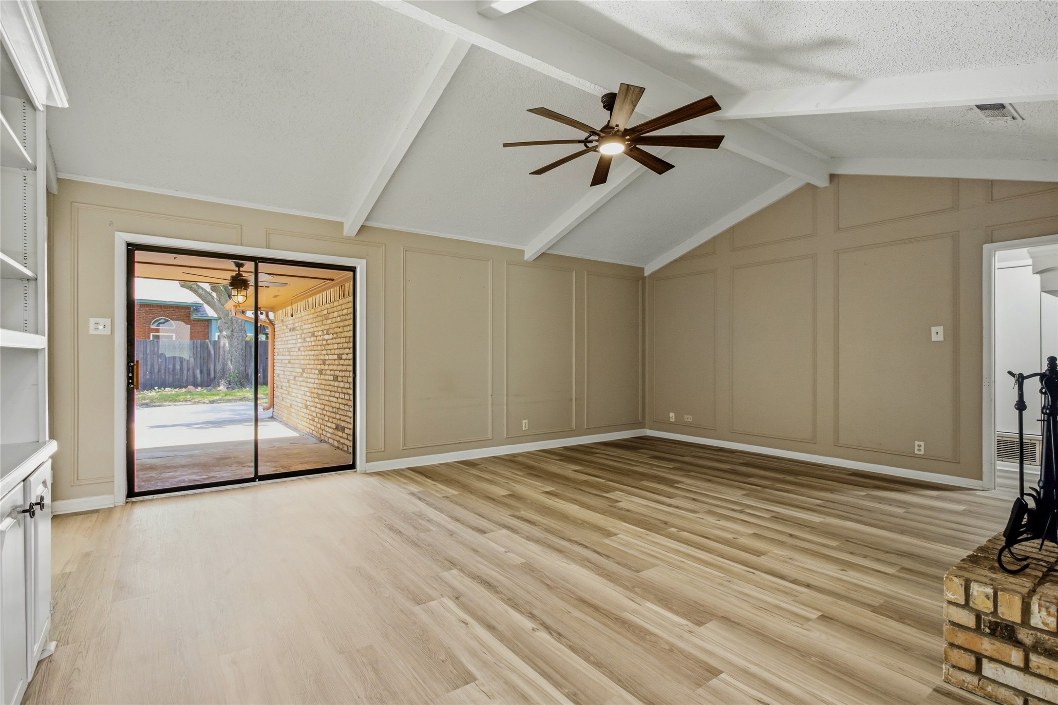1610 Archer Circle