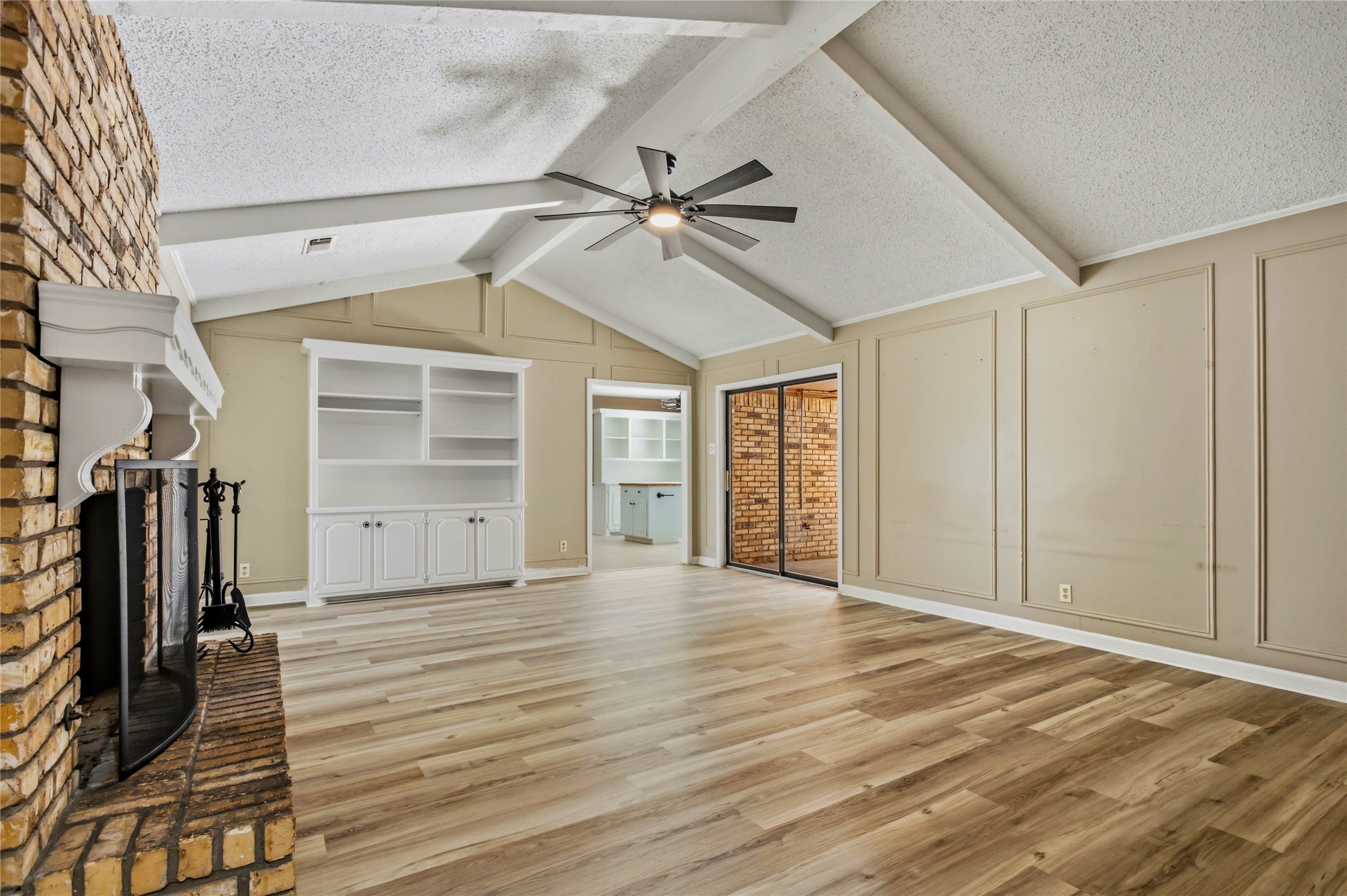 1610 Archer Circle
