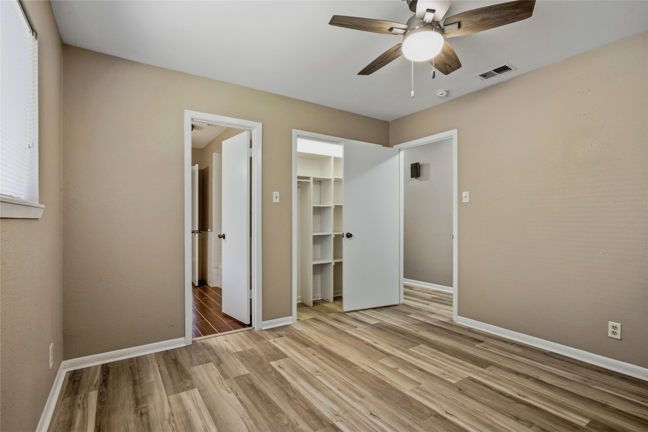 1610 Archer Circle
