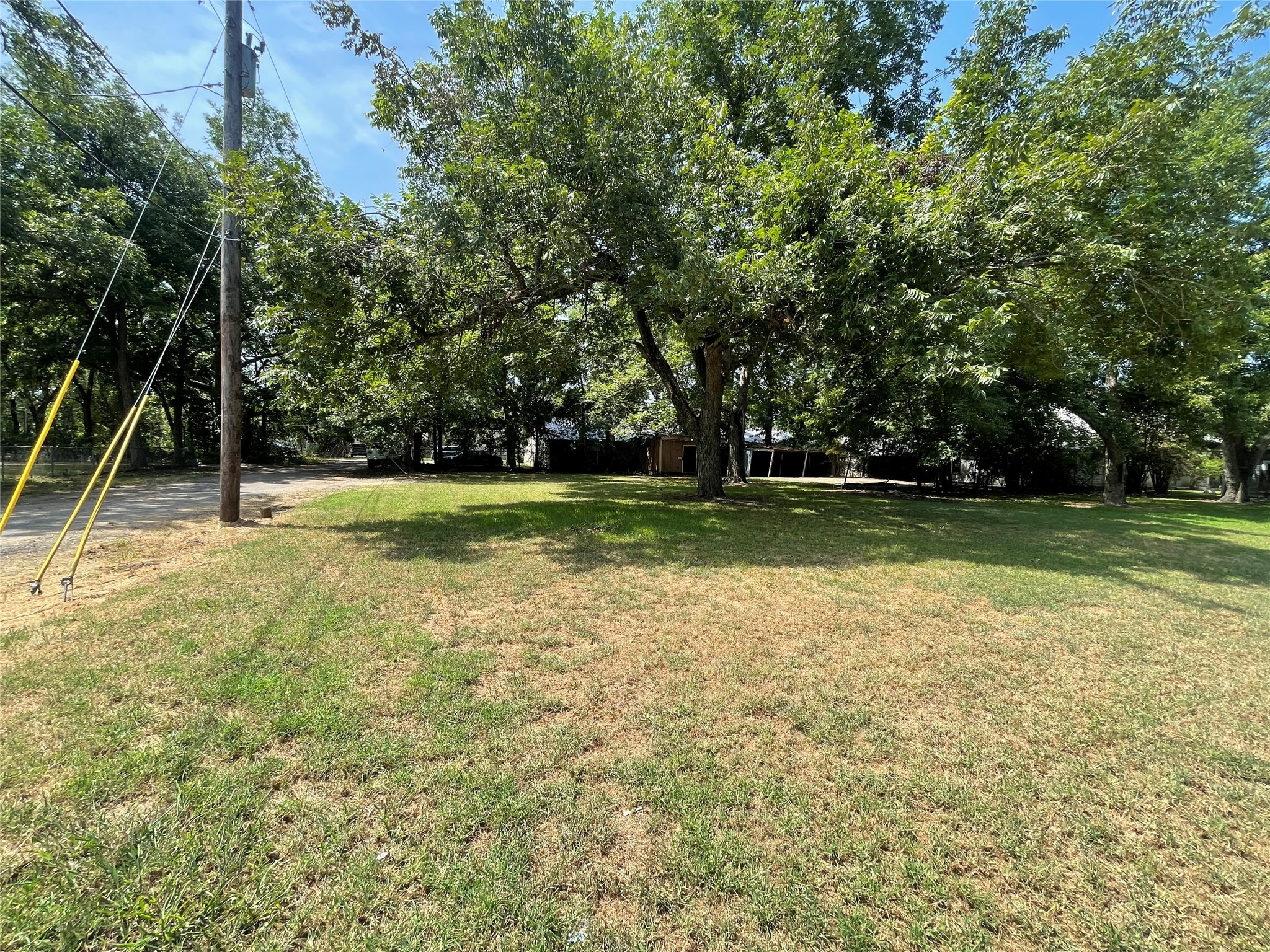 317 SE 6th