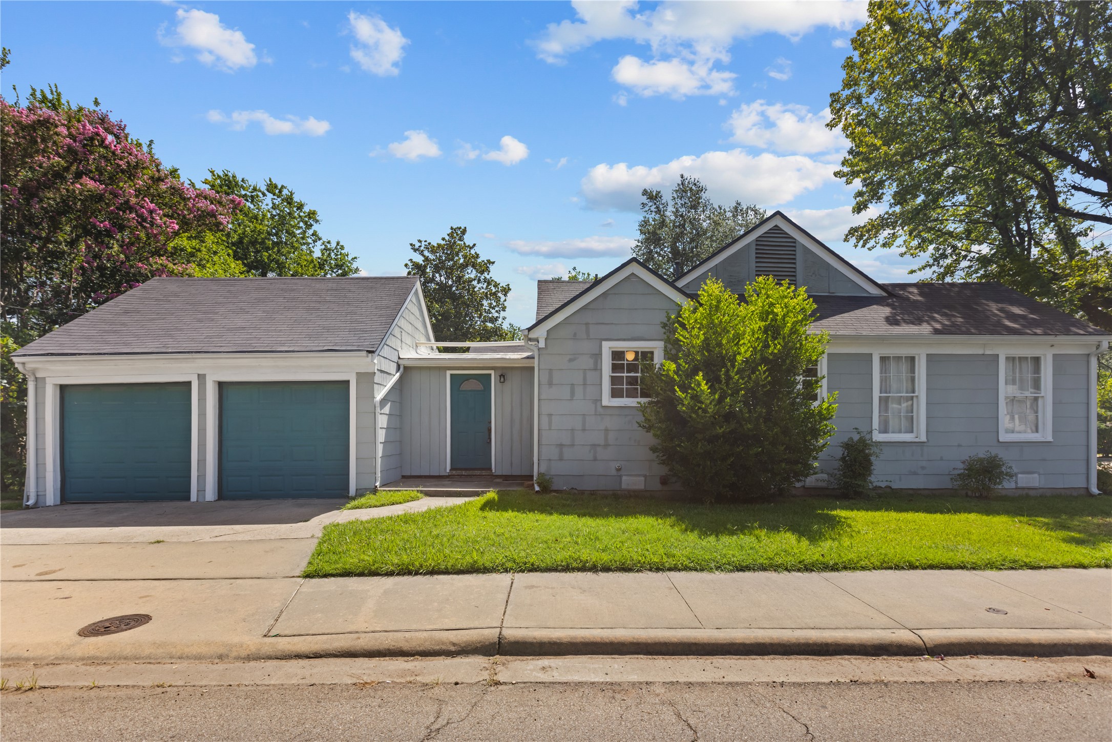 650 W Kaufman Street