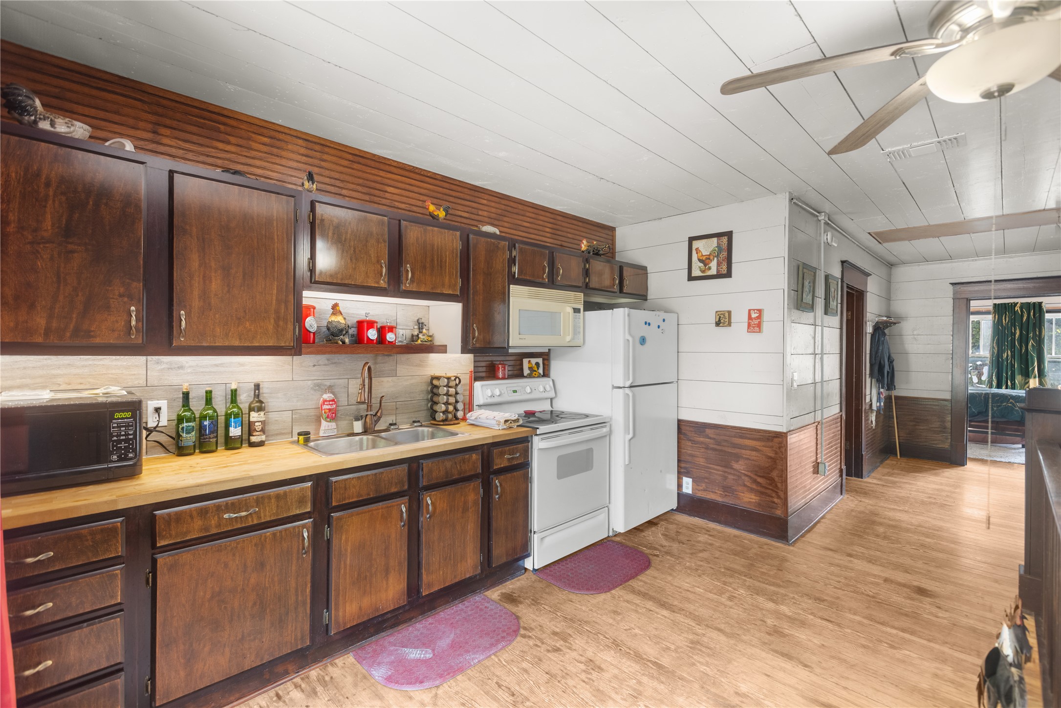 209 Pecan Street