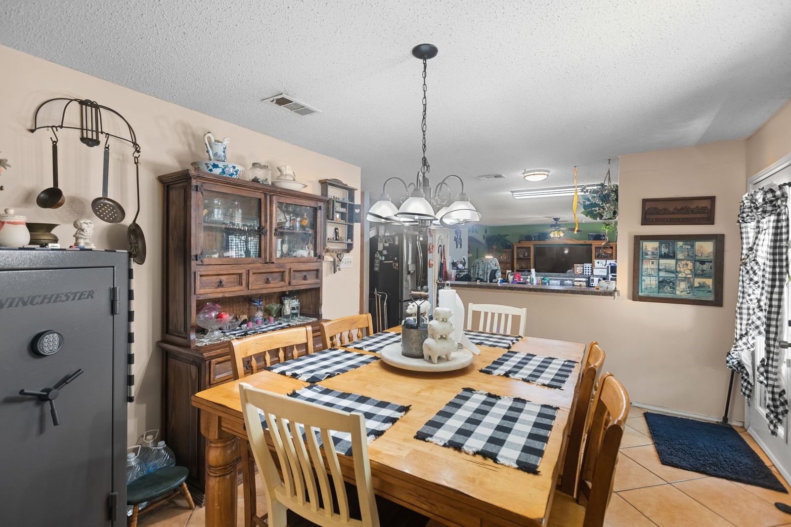 2610 Vistaview Drive