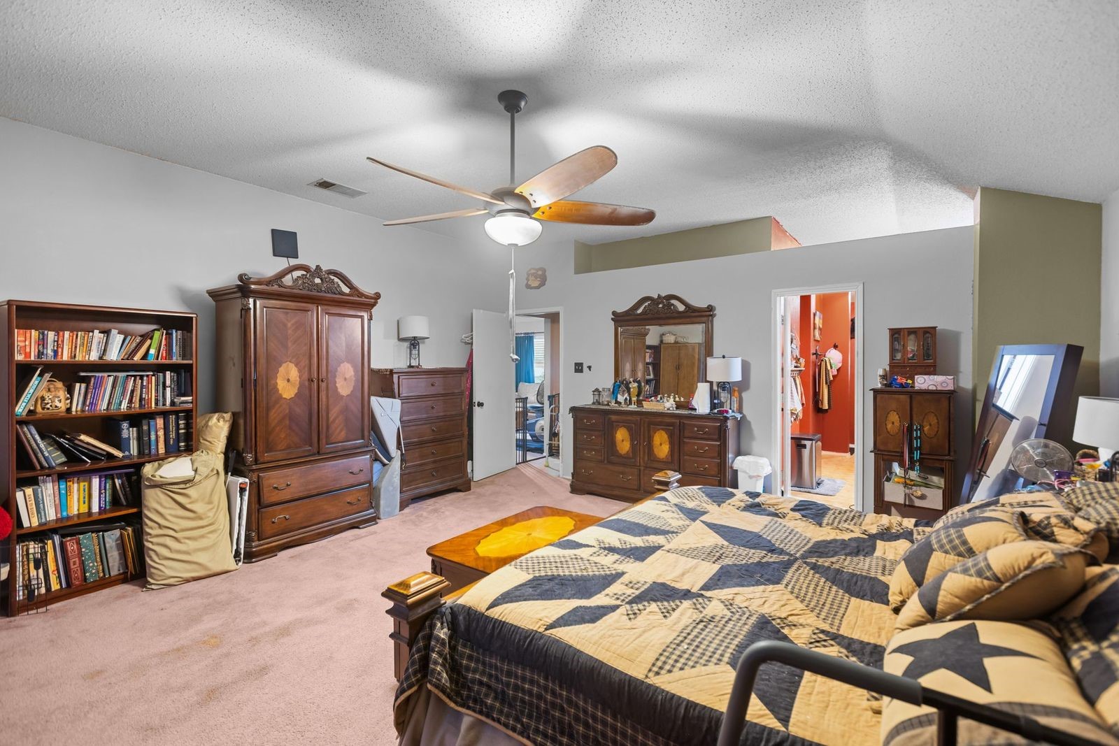 2610 Vistaview Drive