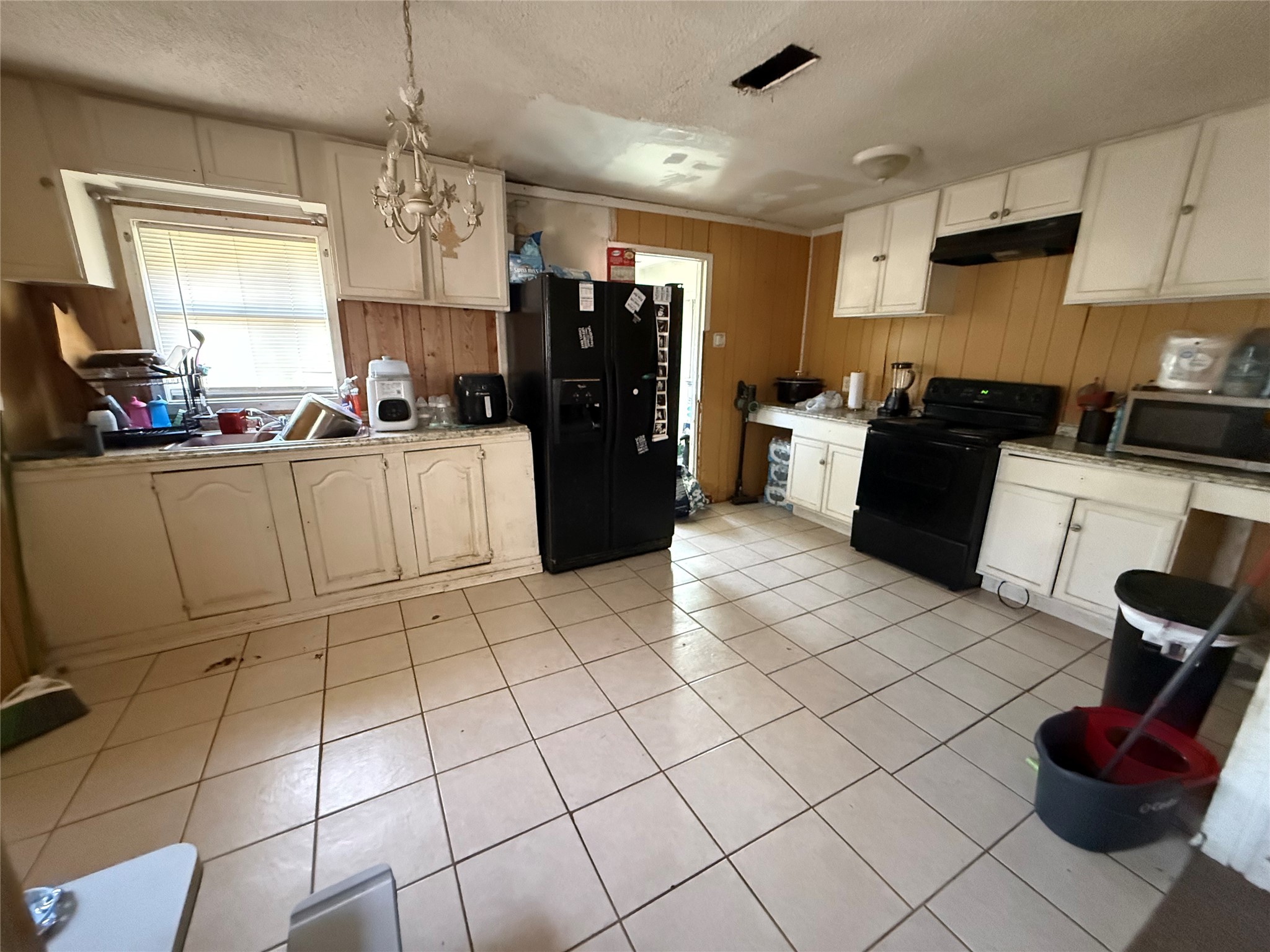 1526 County Road 35980