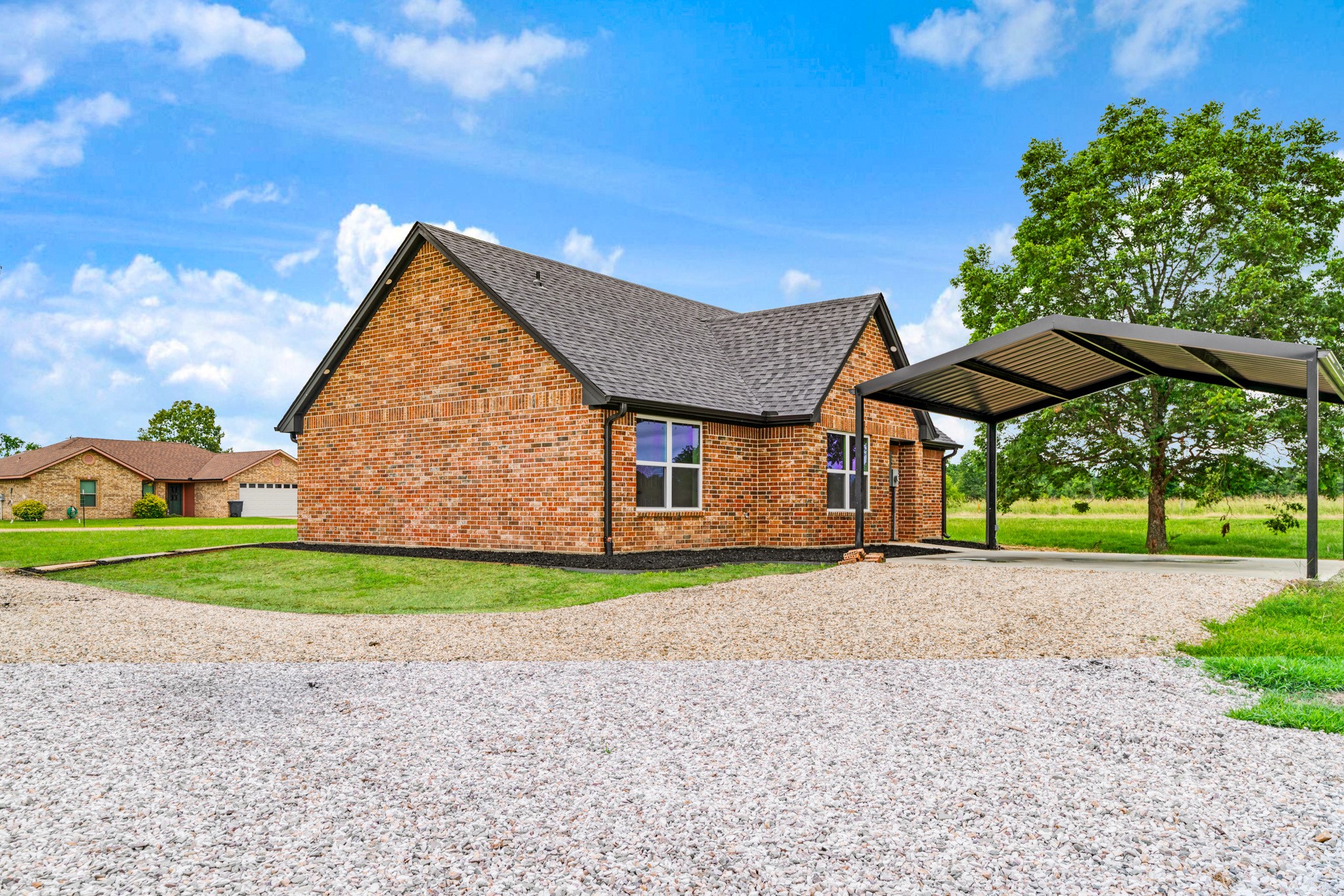 19 PRIVATE ROAD 35995