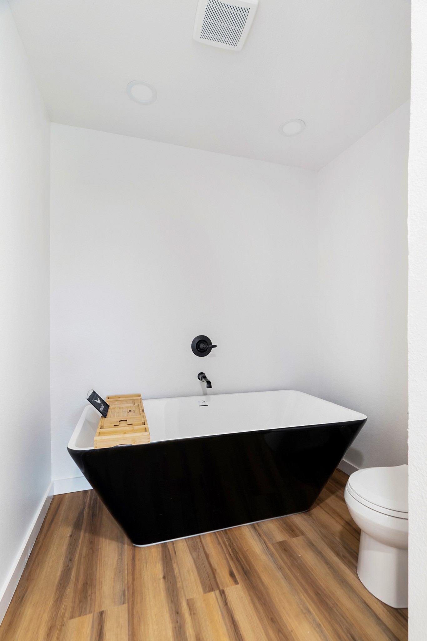 19 PRIVATE ROAD 35995