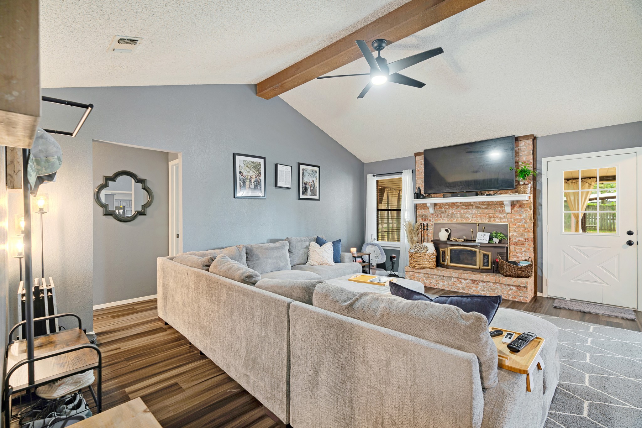 2710 Ballard Drive