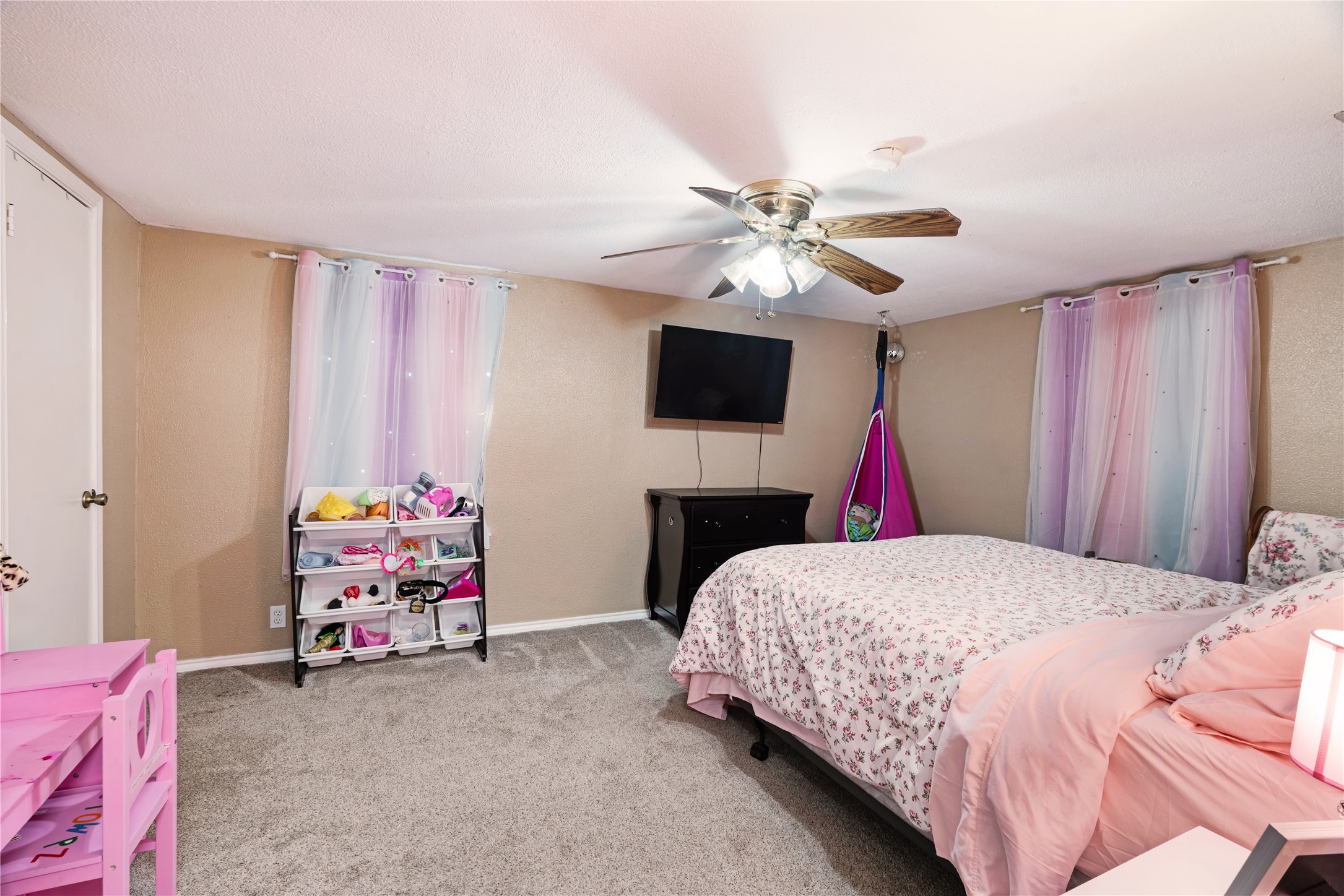 4232 Farm Road 196 N