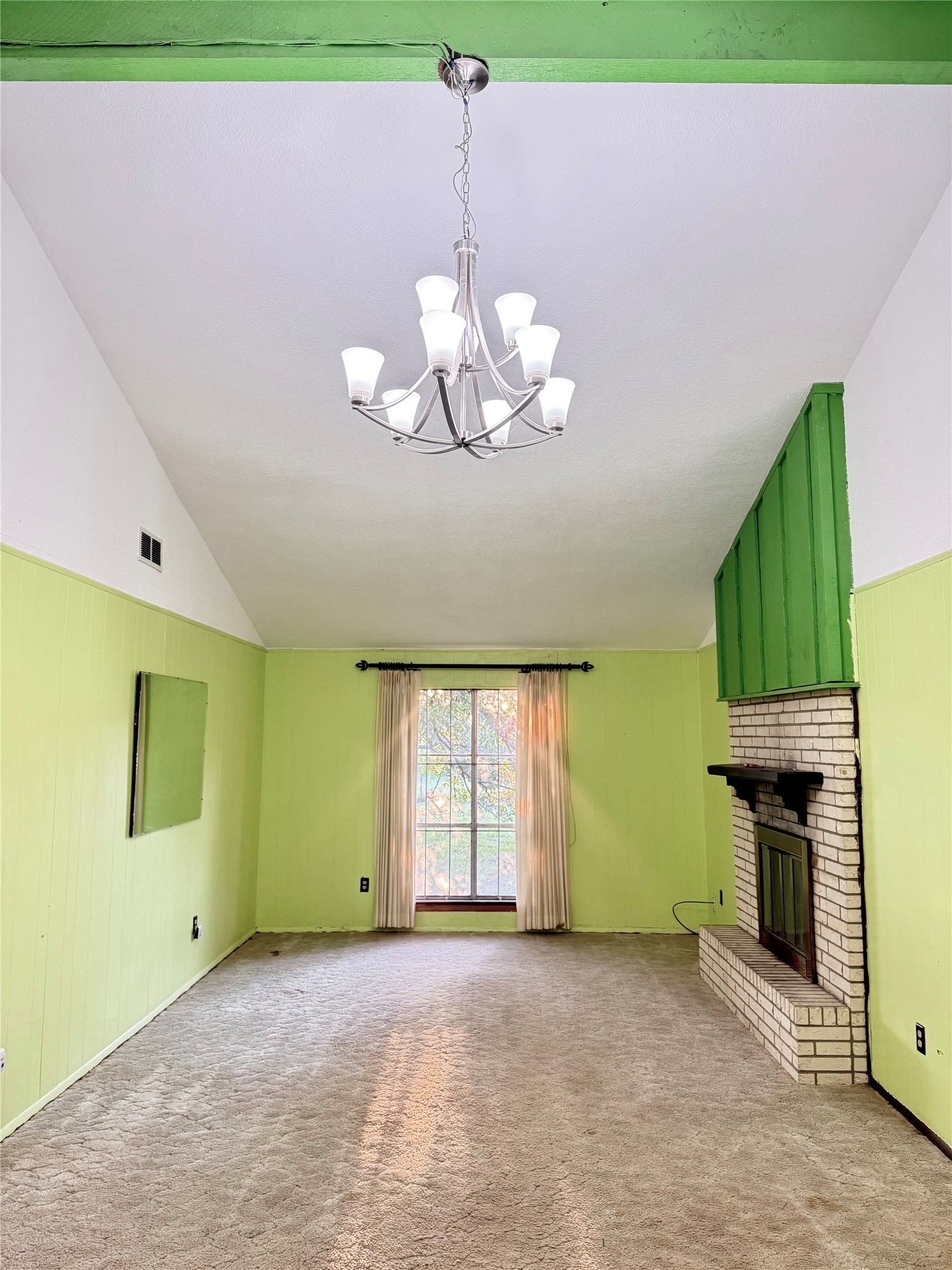 701 W 9TH Street
