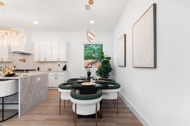 210 CHATEAU PLACE