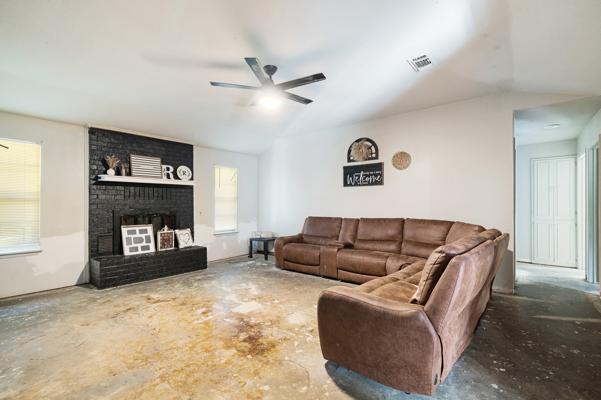 4025 Jefferson Rd