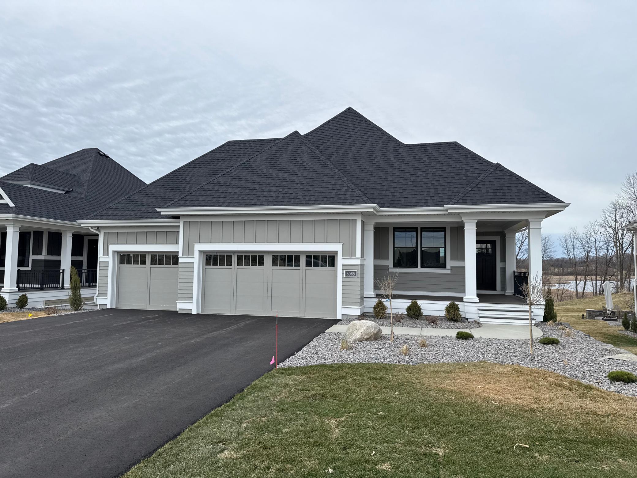 6065 Shoreview Pointe