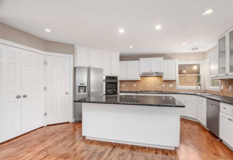 1809 Baker Park Road