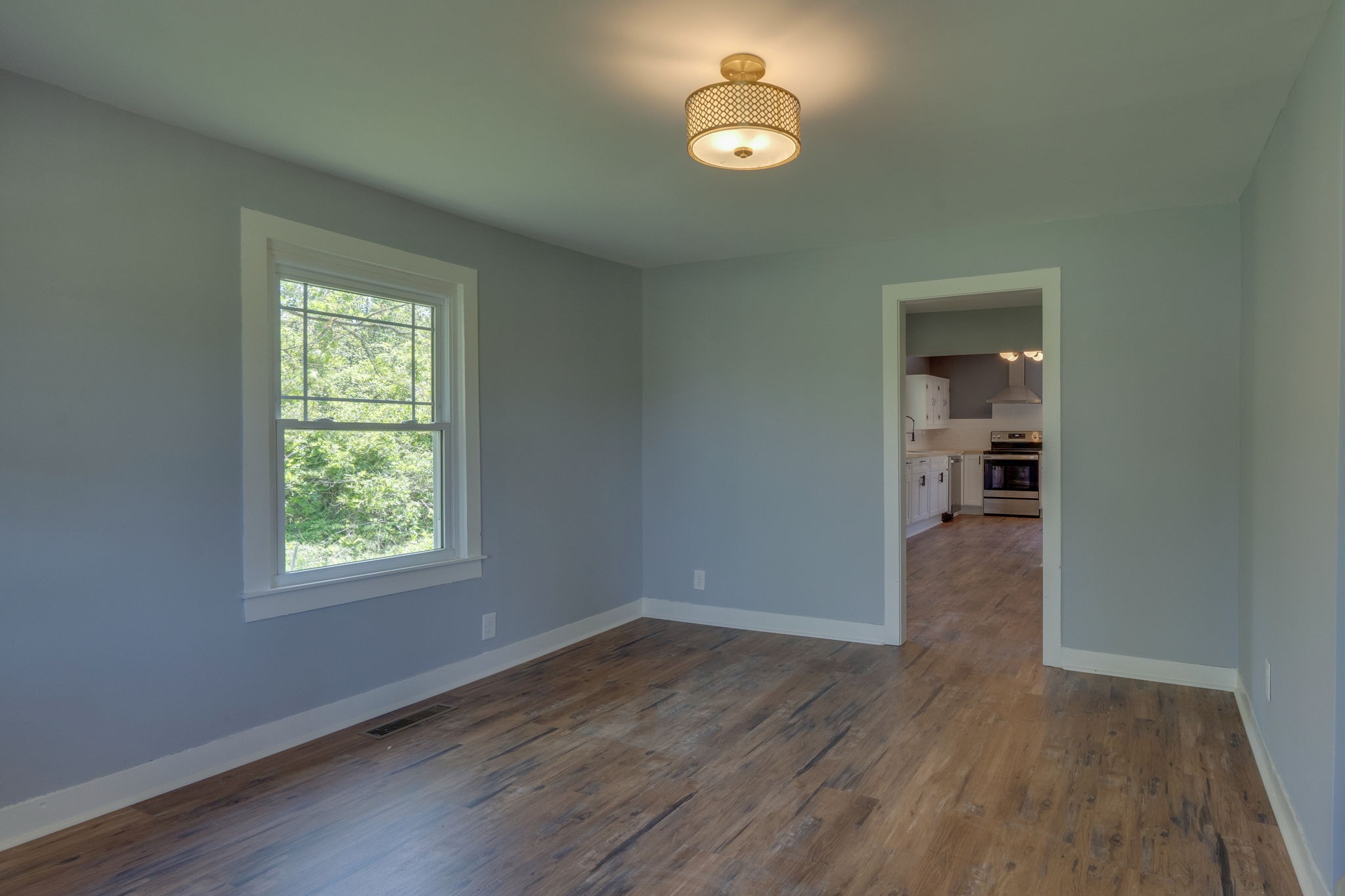 4668 Chestnut Ridge Rd