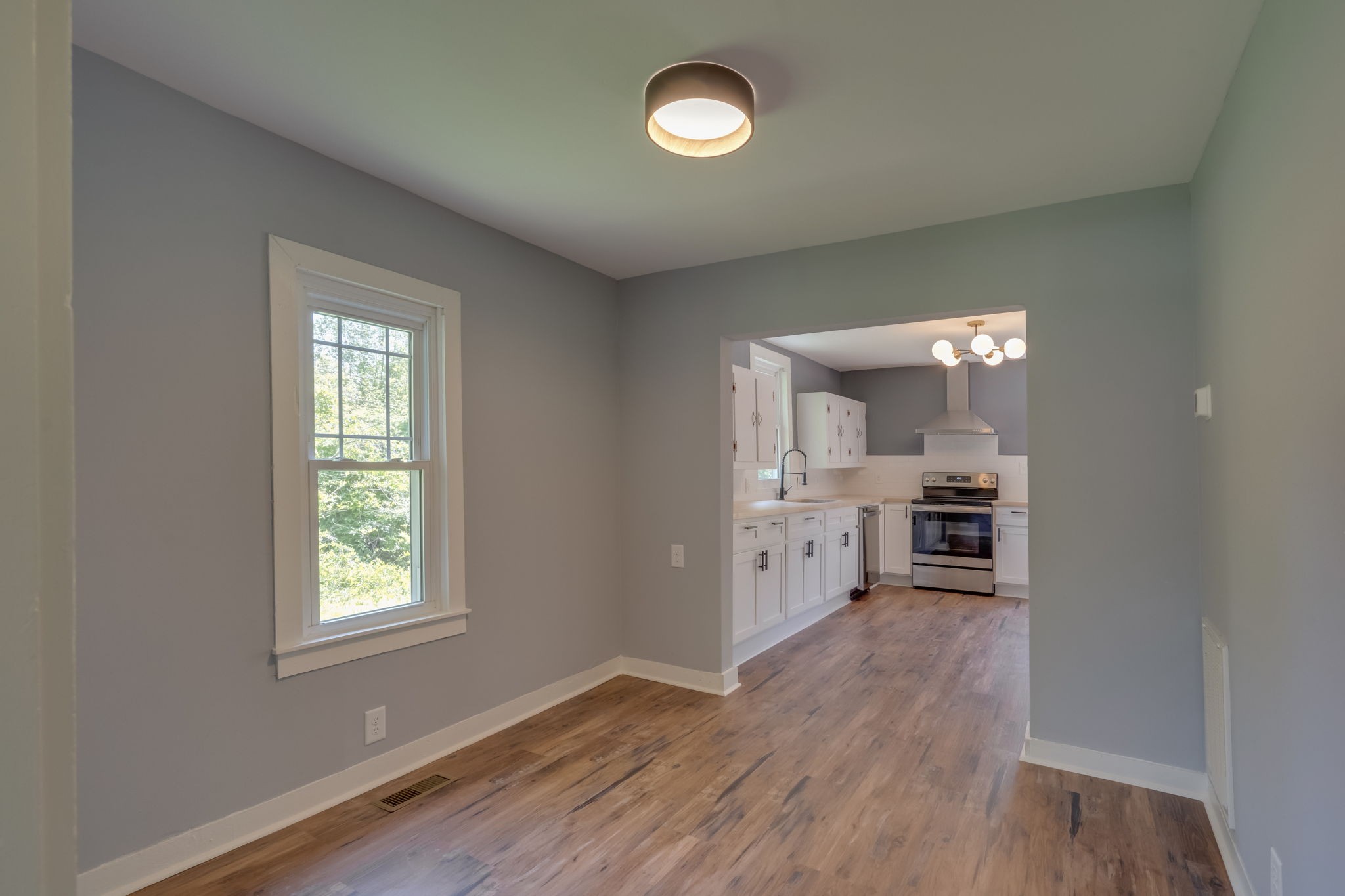 4668 Chestnut Ridge Rd