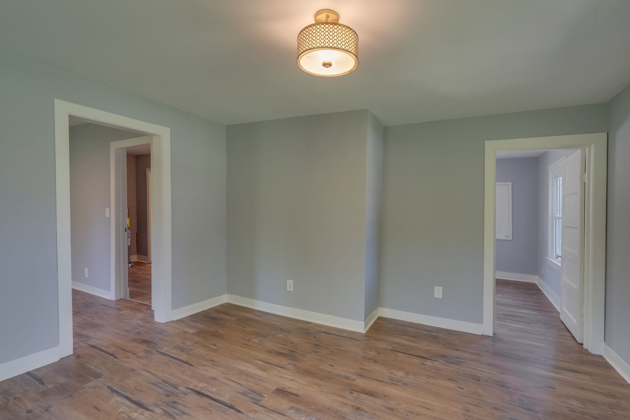 4668 Chestnut Ridge Rd