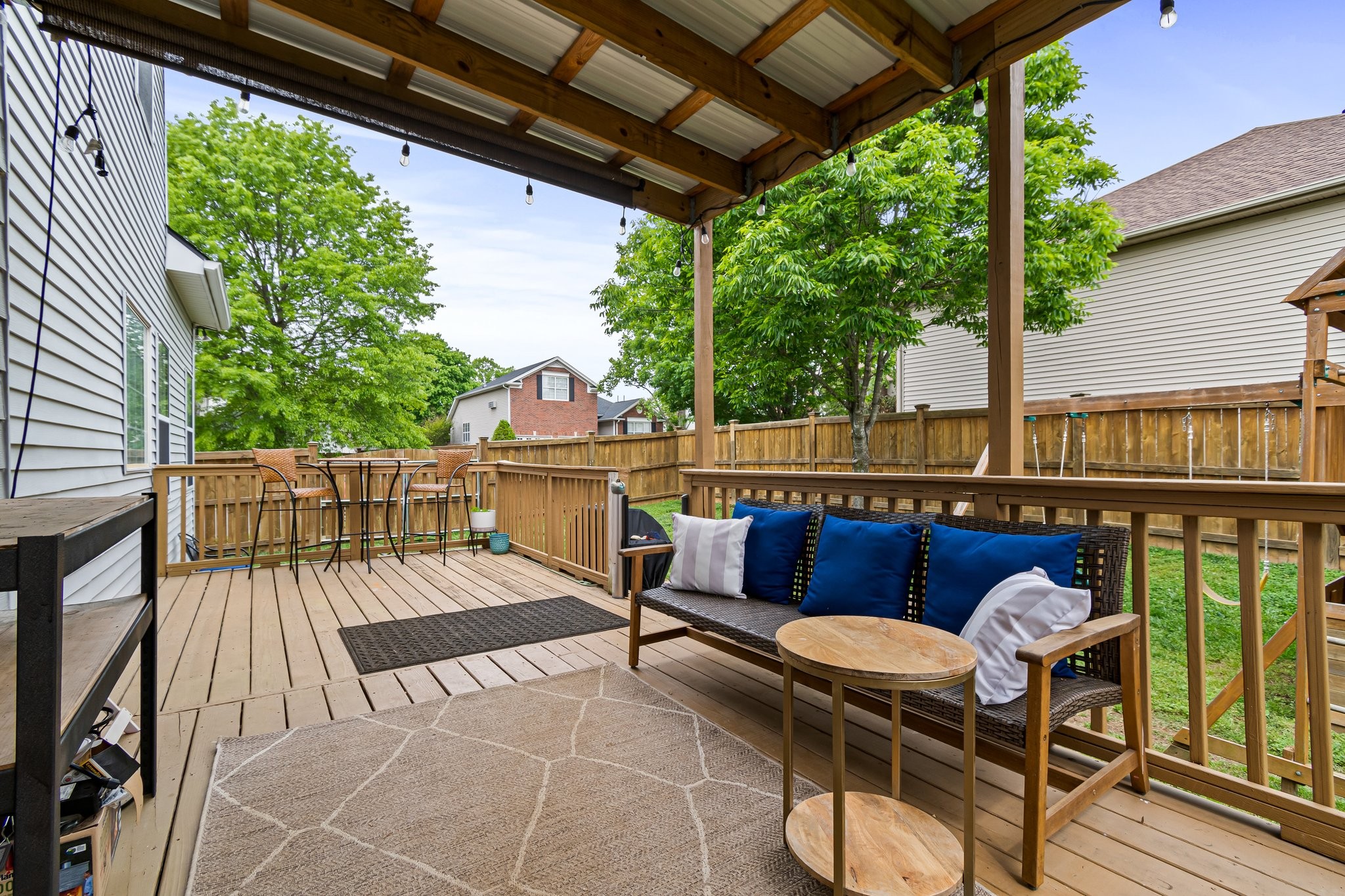 202 Golden Leaf Ct