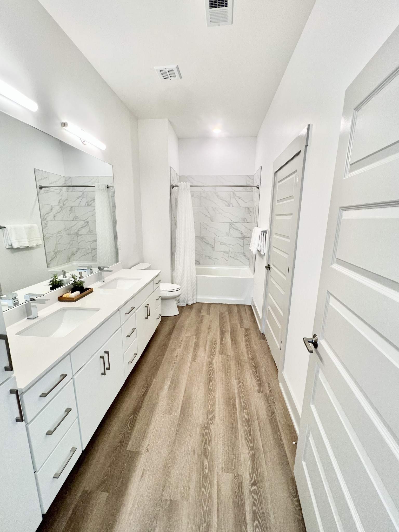 542 Southgate Ave Unit: 104