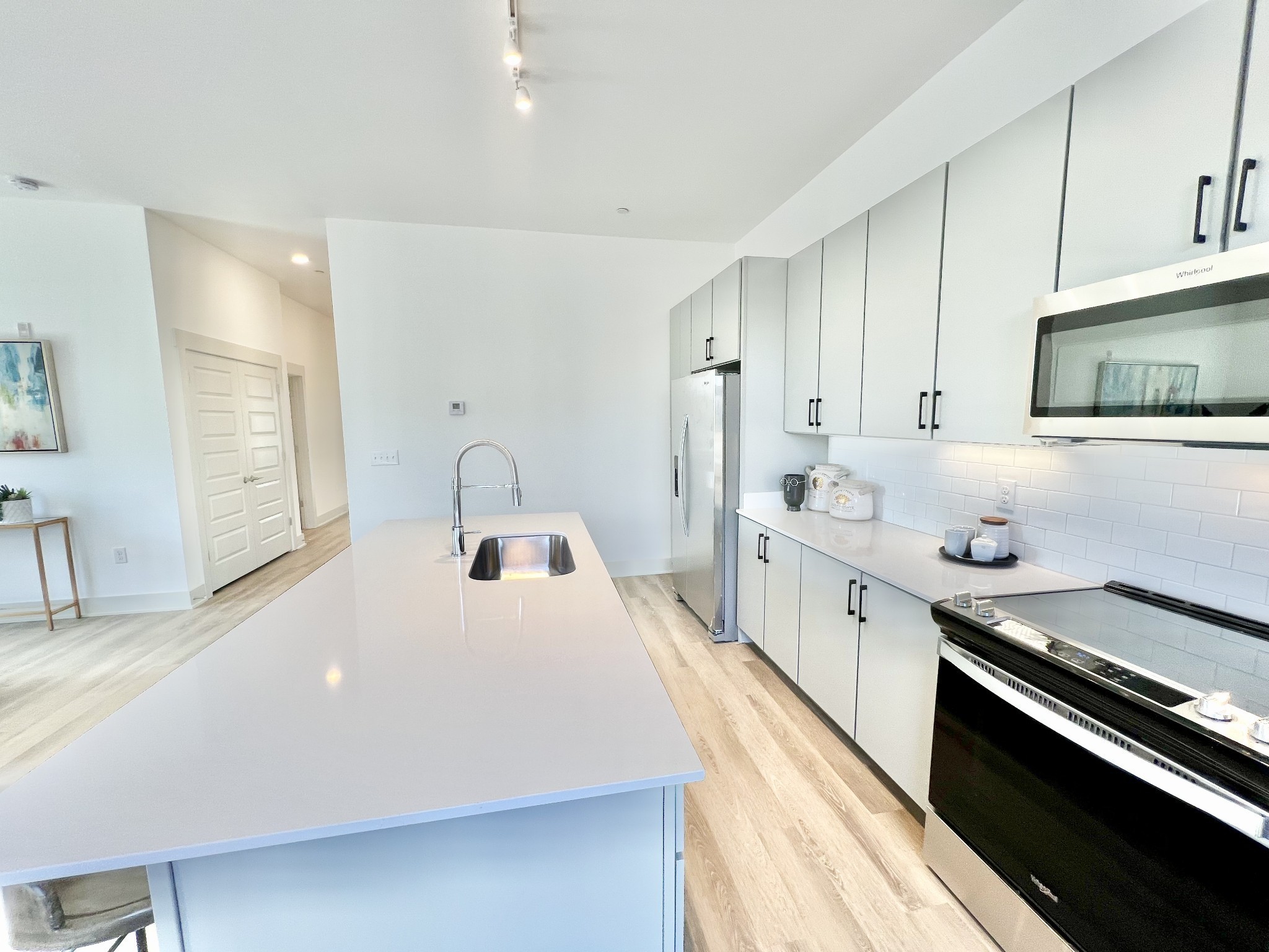 542 Southgate Ave Unit: 104